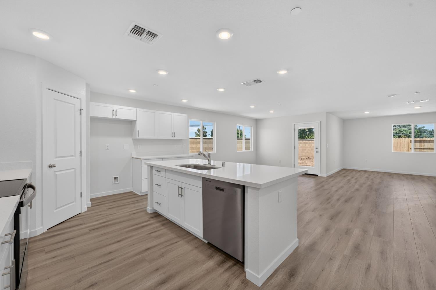1665 Piner Court