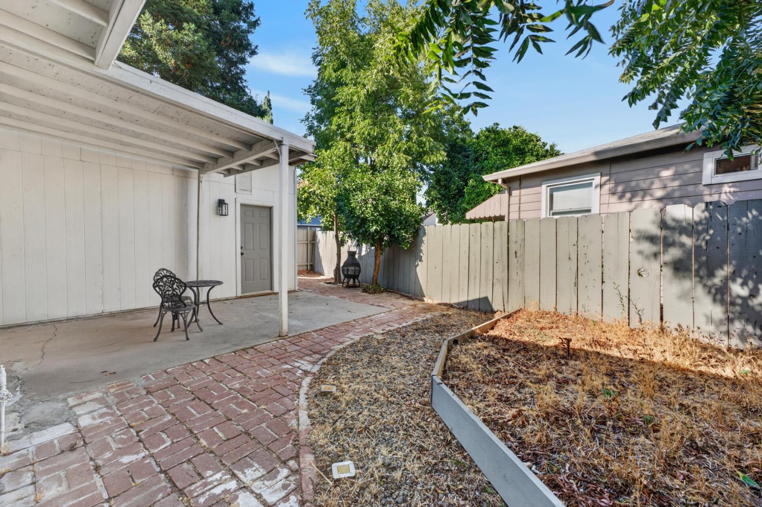 370 Pine Way
