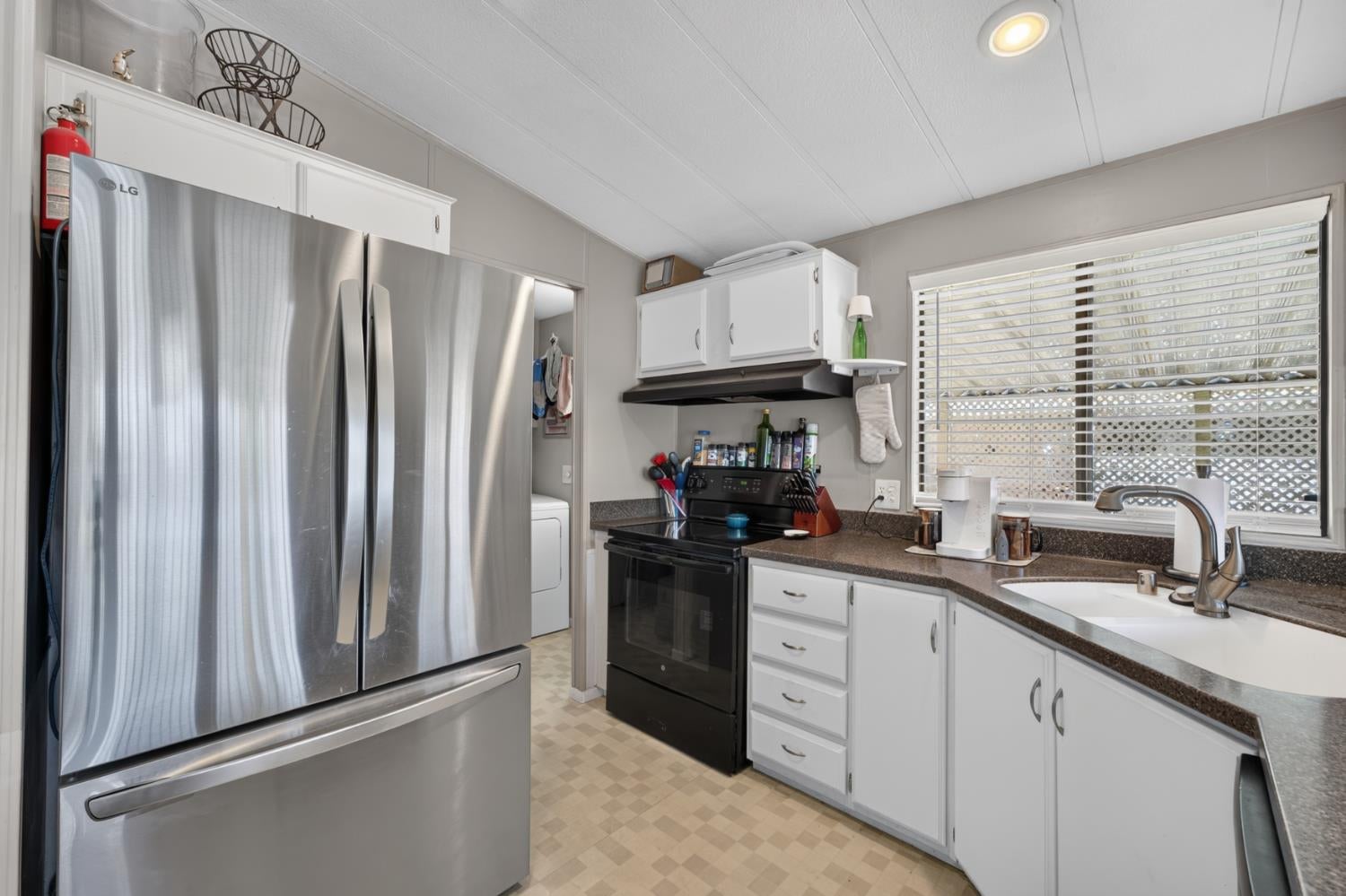 3120 Live Oak Boulevard 84