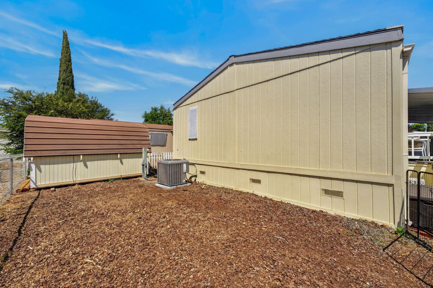 3120 Live Oak Boulevard 84