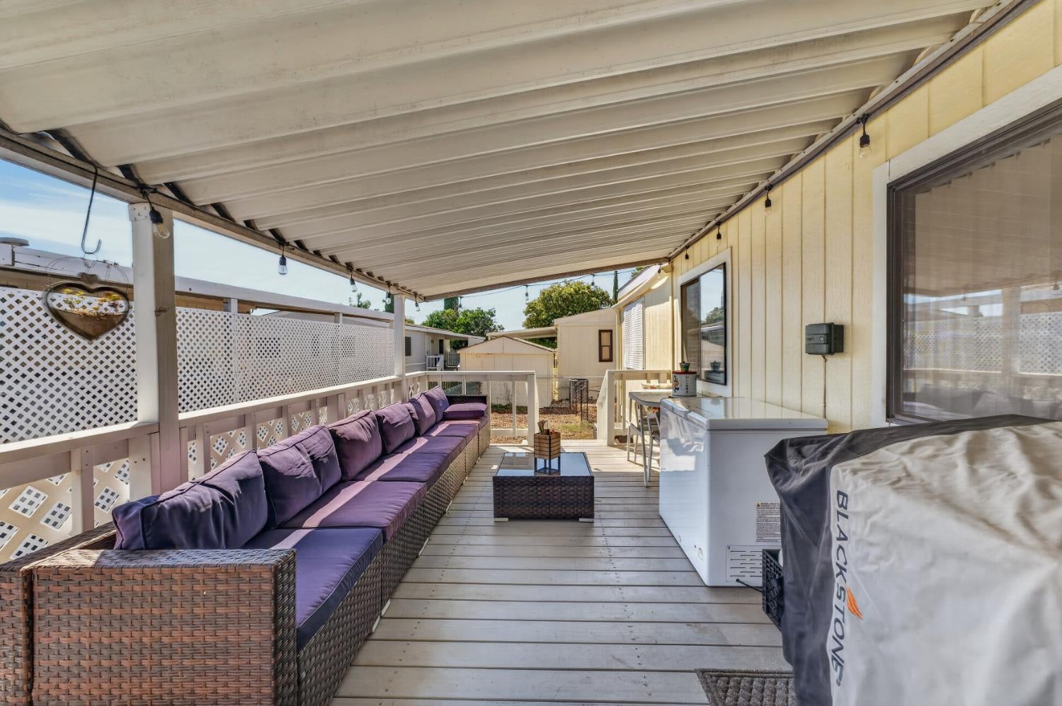 3120 Live Oak Boulevard 84