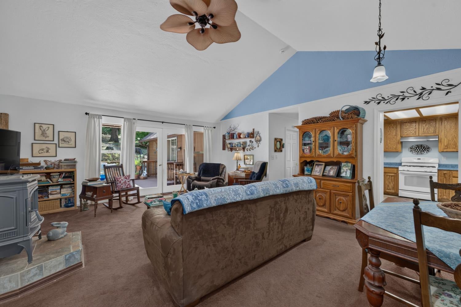17089 Whispering Pines Way