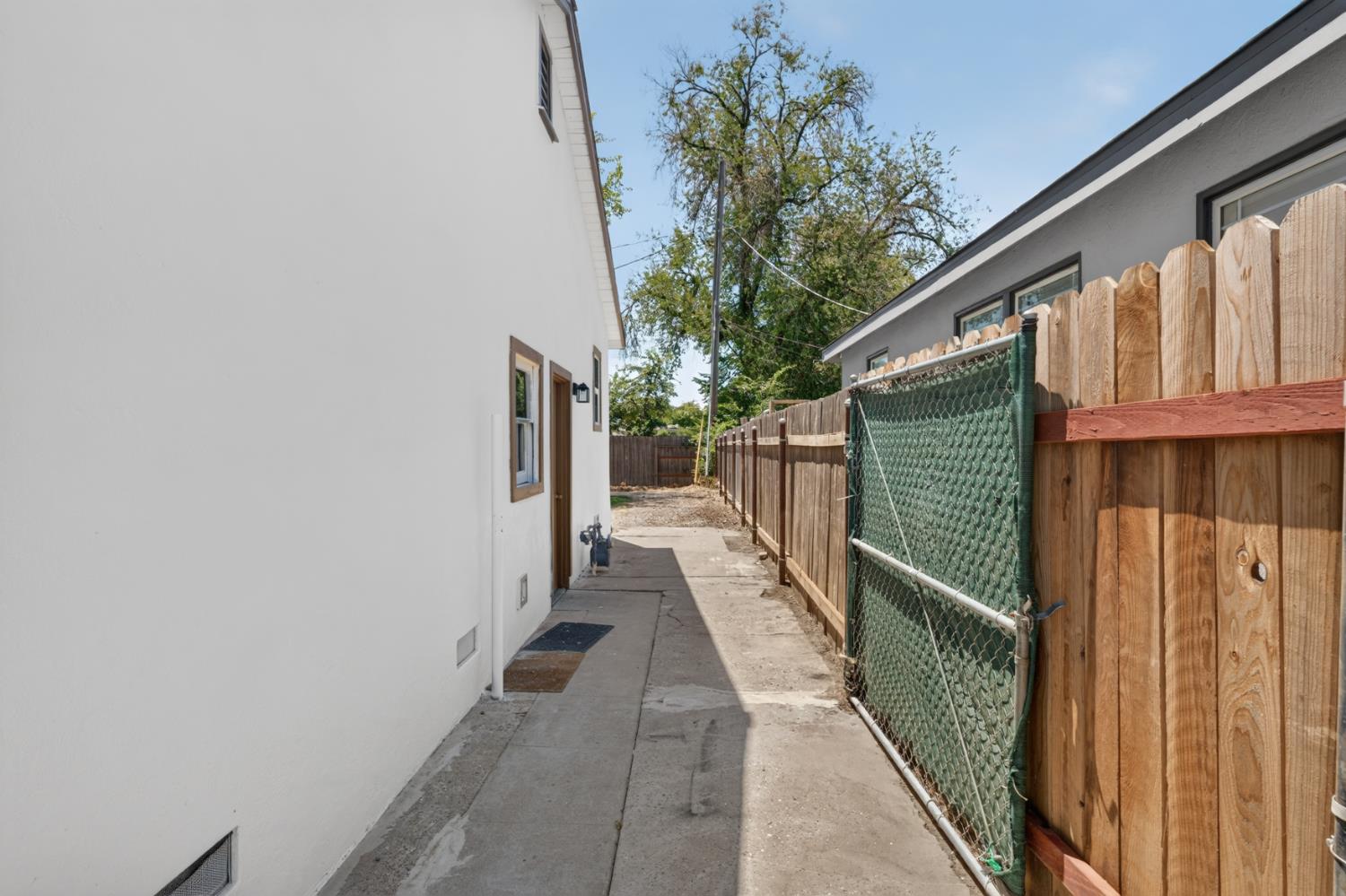 1616 Cumiskey Street