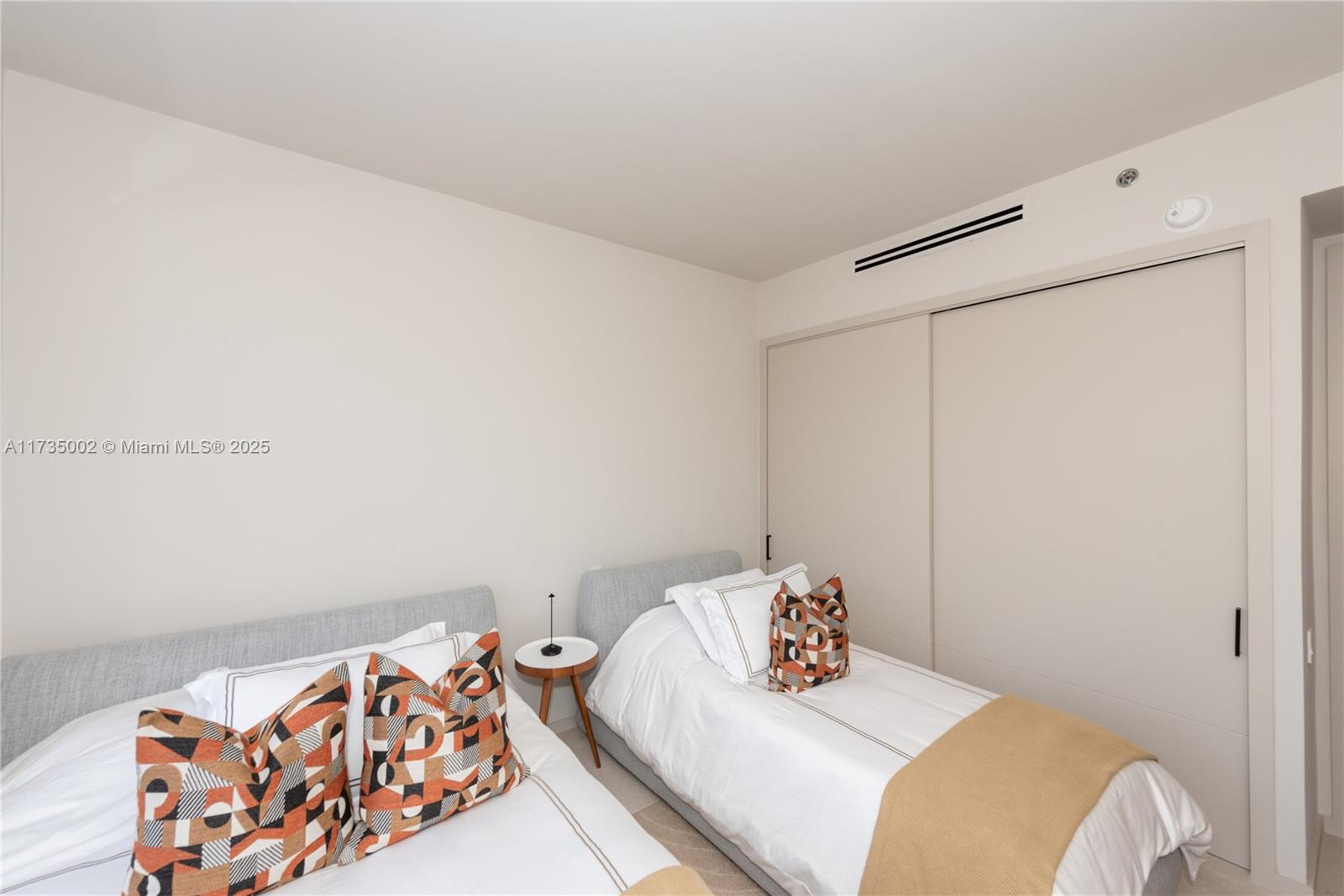 251 Crandon Blvd # 306