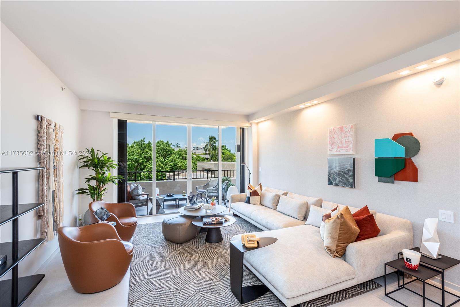 251 Crandon Blvd # 306