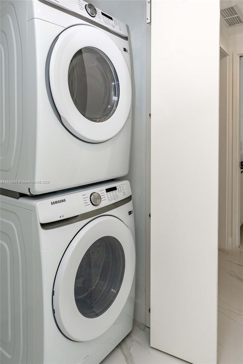 700 NE 24 Street # 303