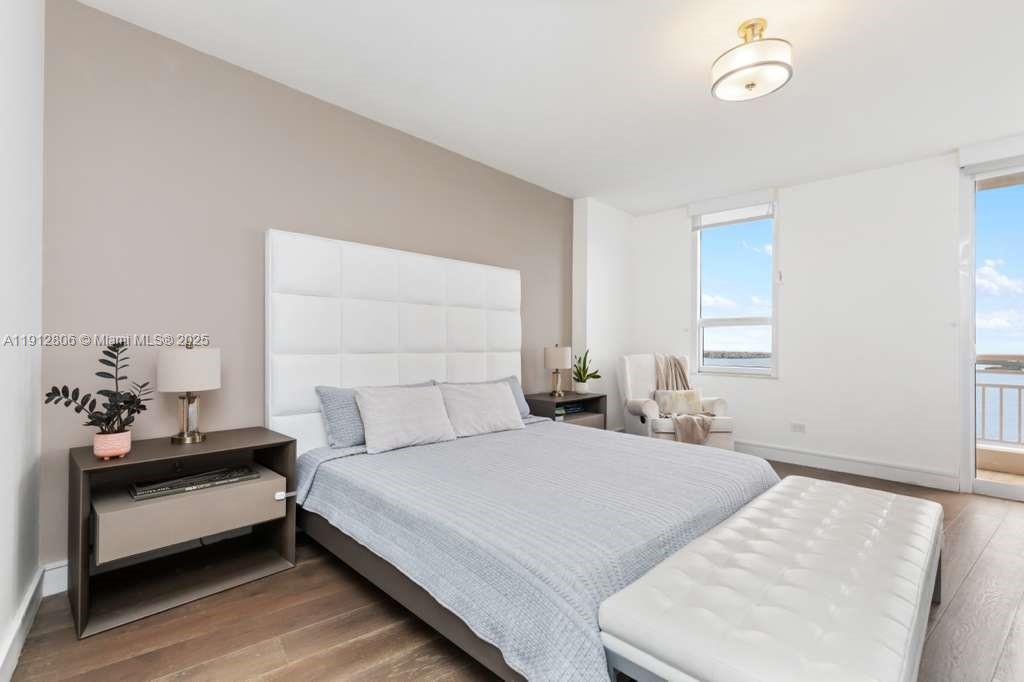 808 Brickell Key Dr # 2504