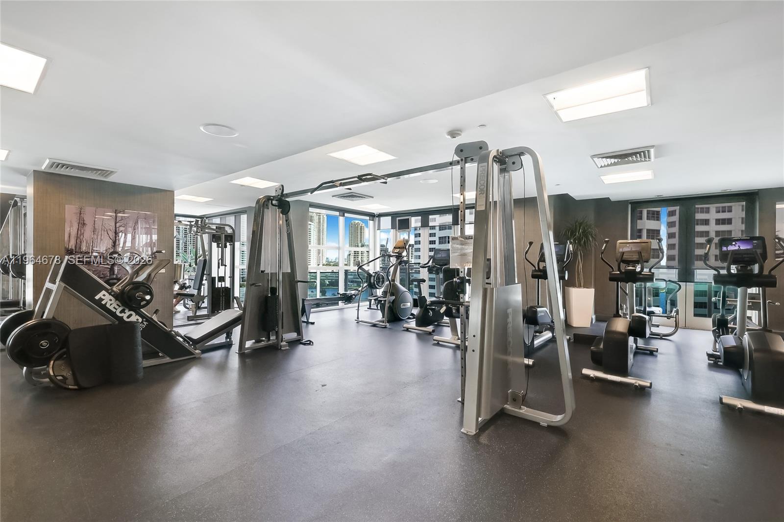 950 Brickell Bay Dr # 2211