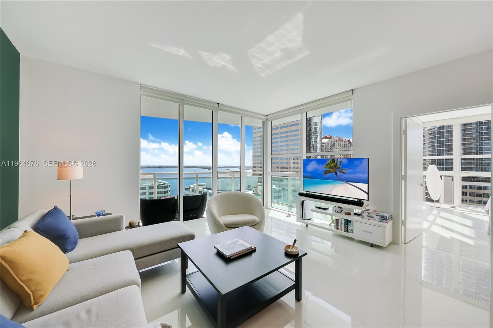 950 Brickell Bay Dr # 2211