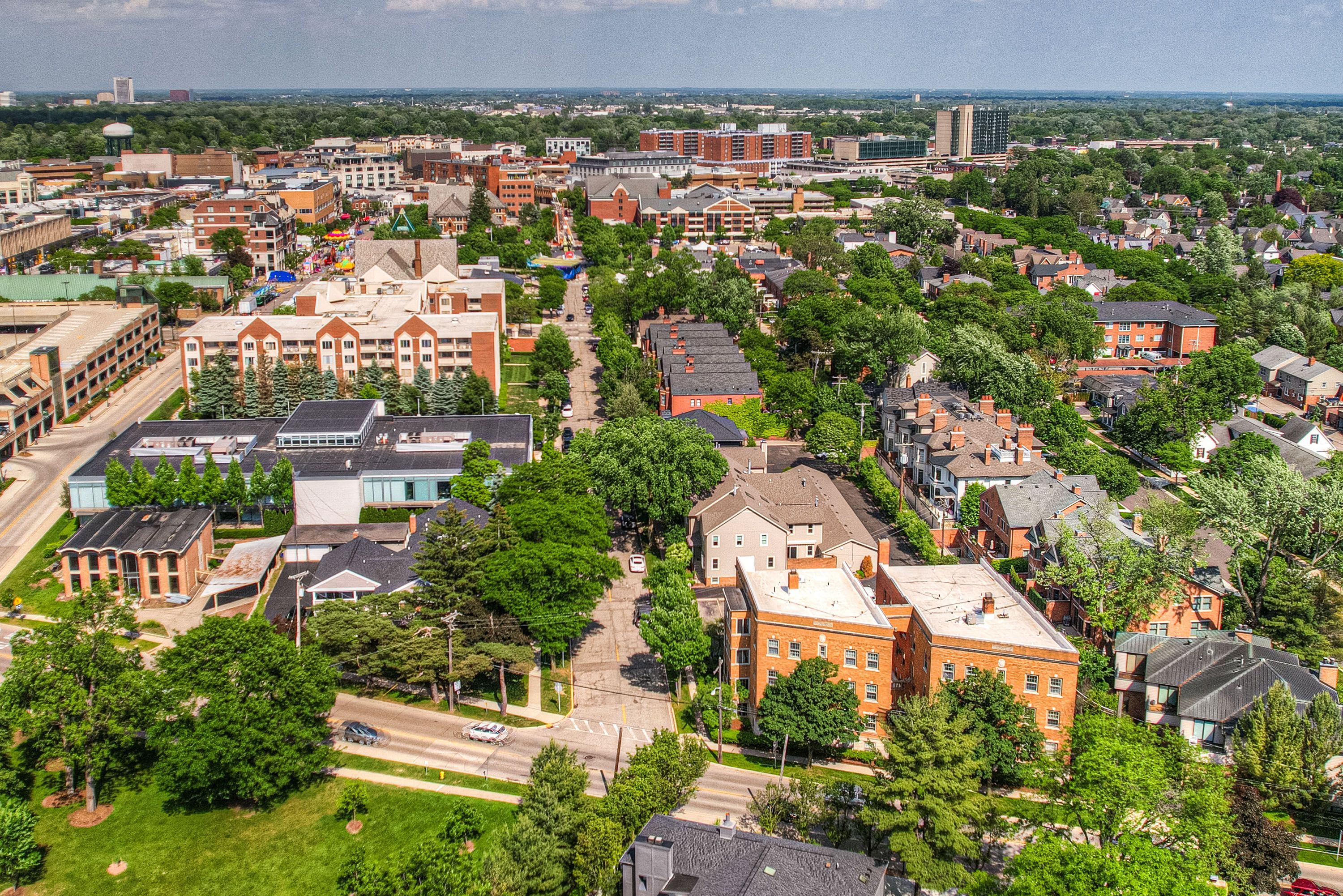 327 SOUTHFIELD Road Unit: 2BS