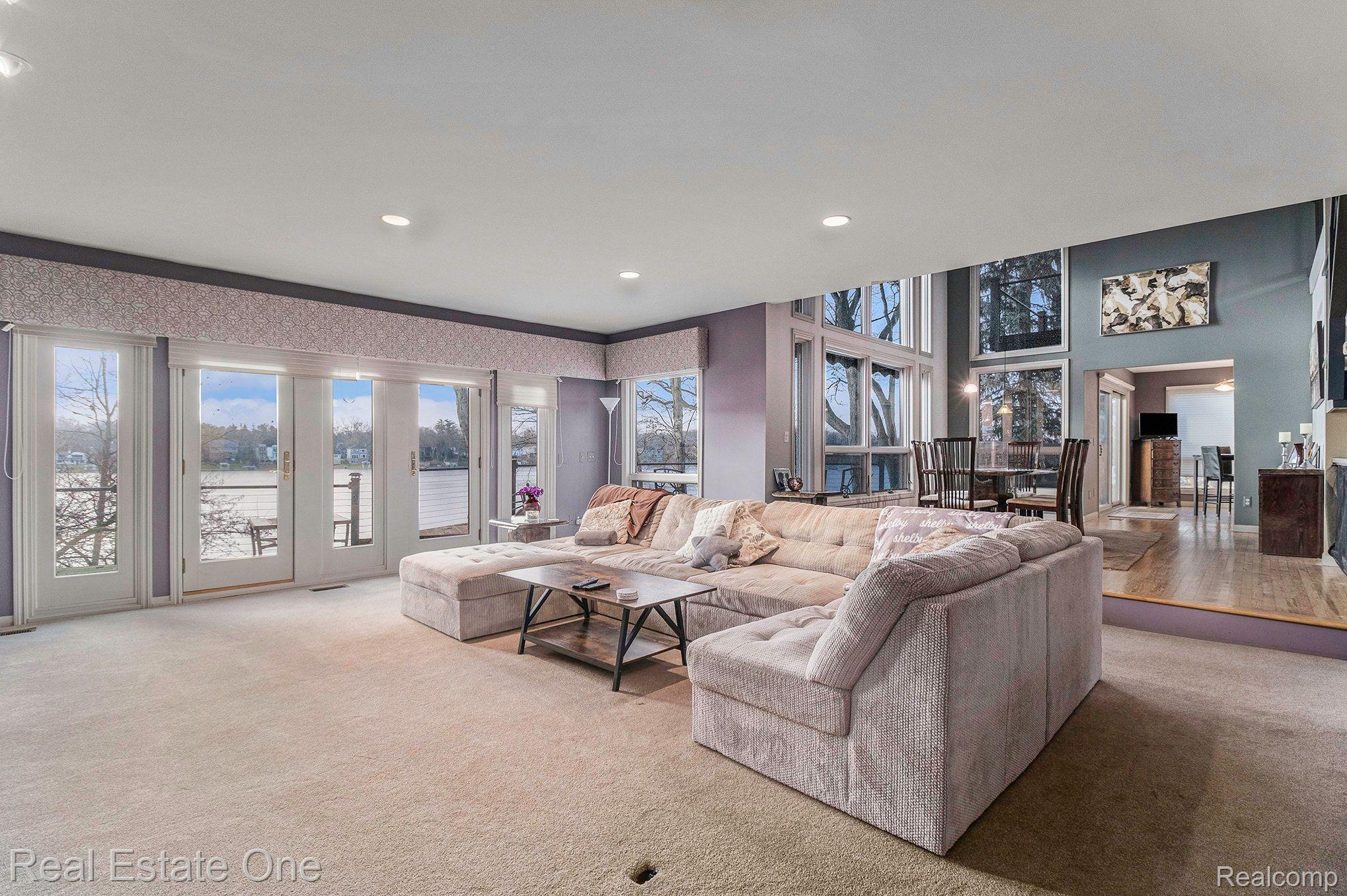 7049 Dandison Boulevard