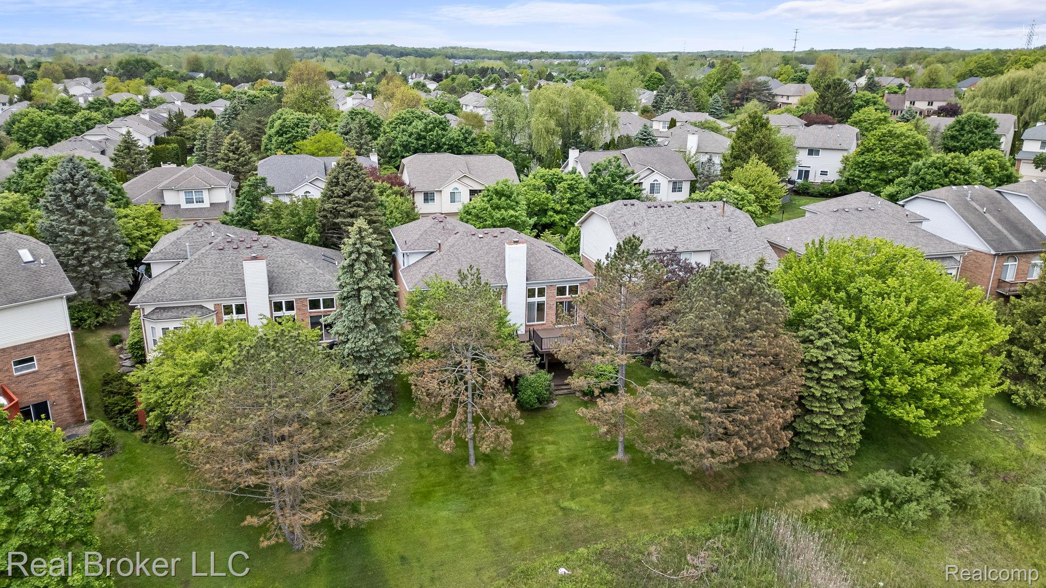 3099 SILVERBROOK Drive