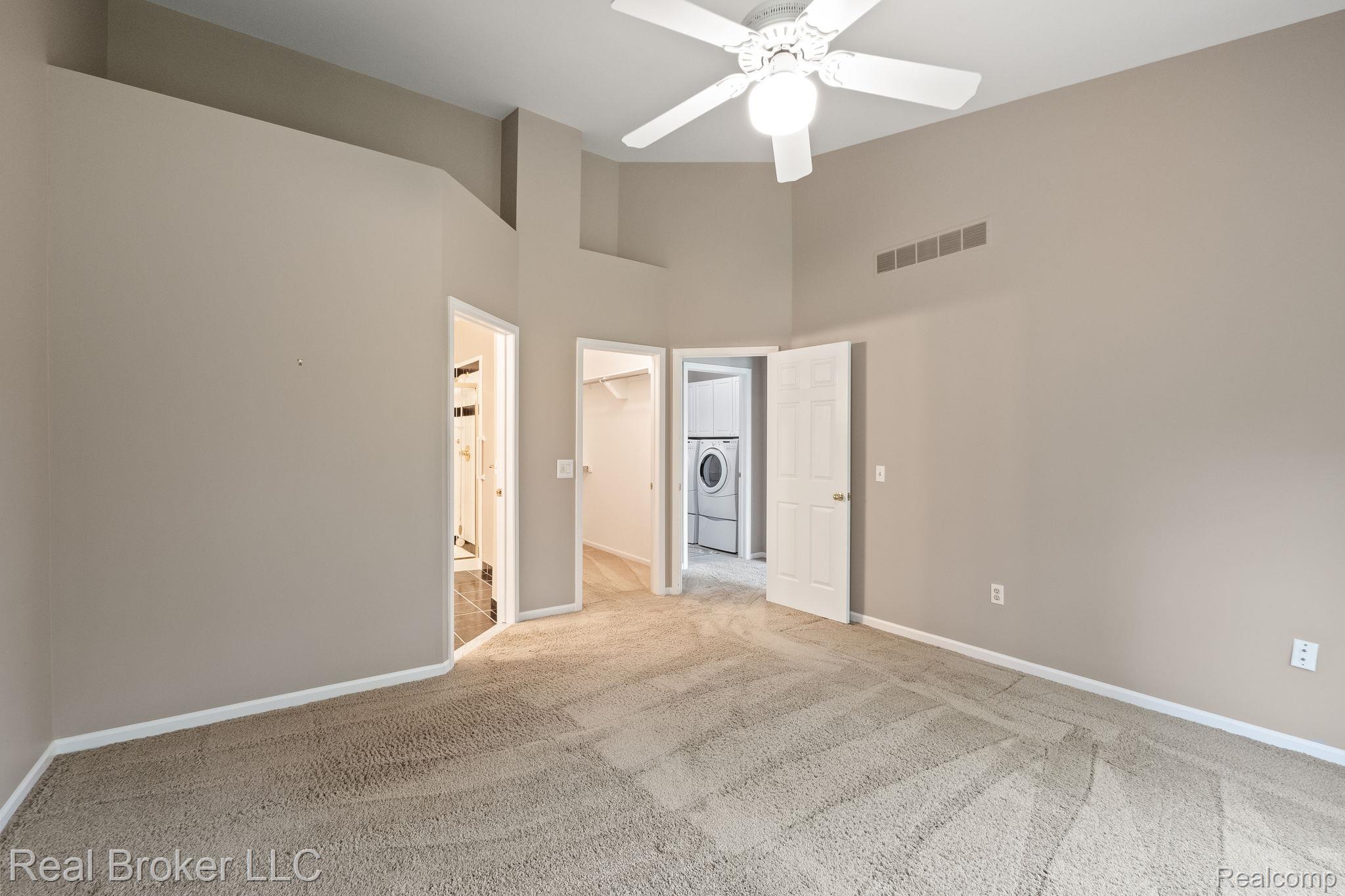 3099 SILVERBROOK Drive