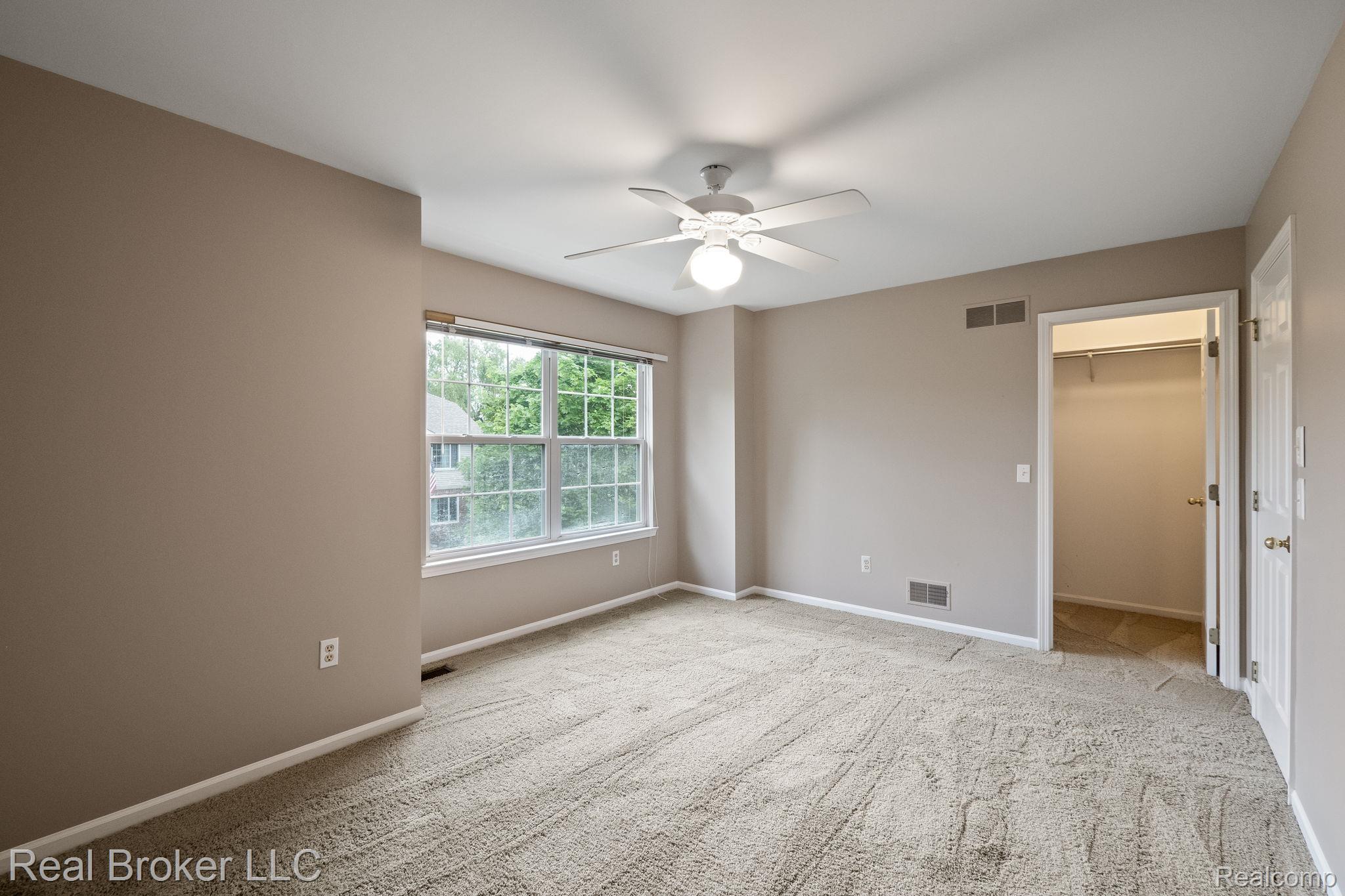 3099 SILVERBROOK Drive