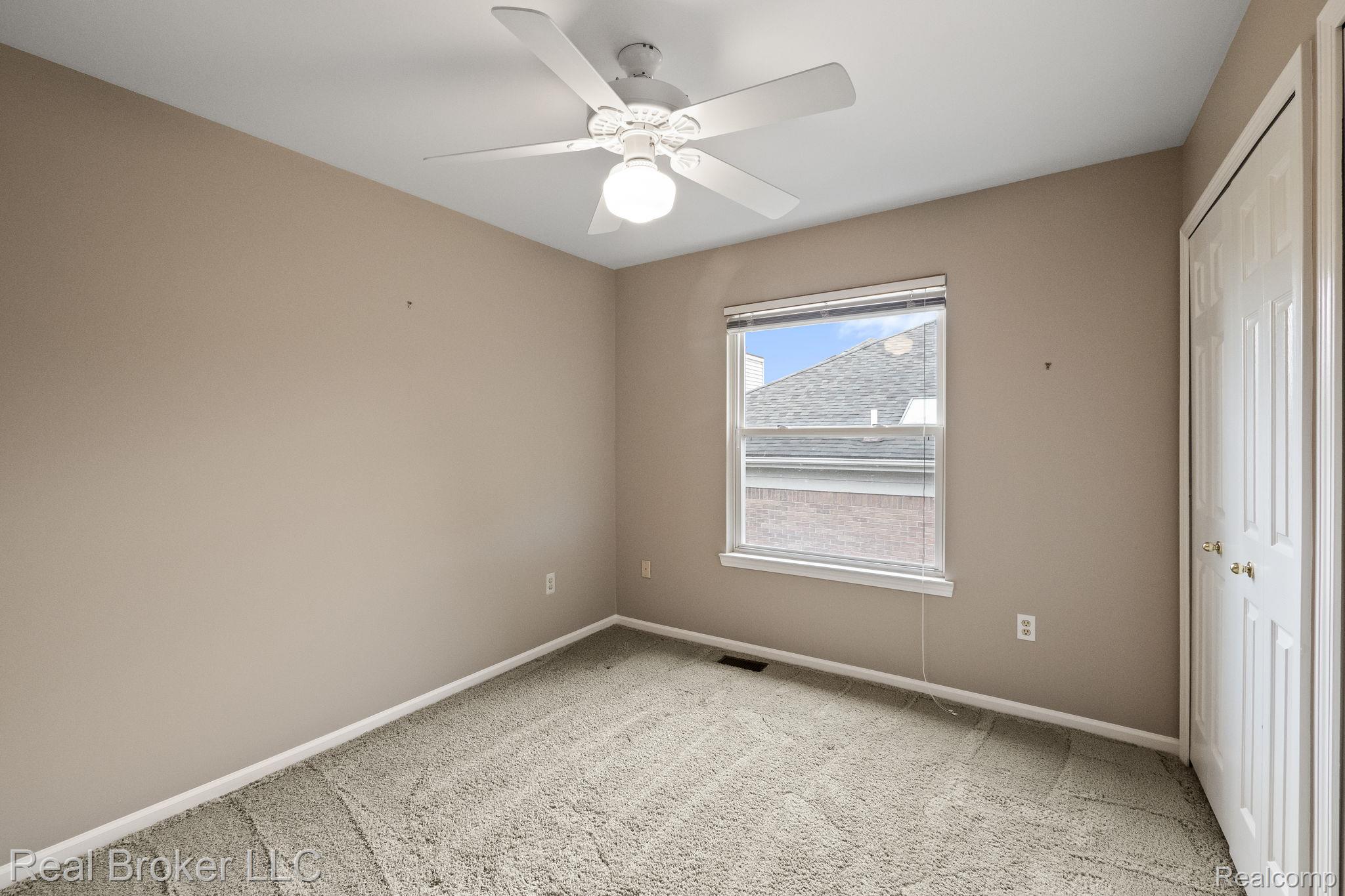 3099 SILVERBROOK Drive