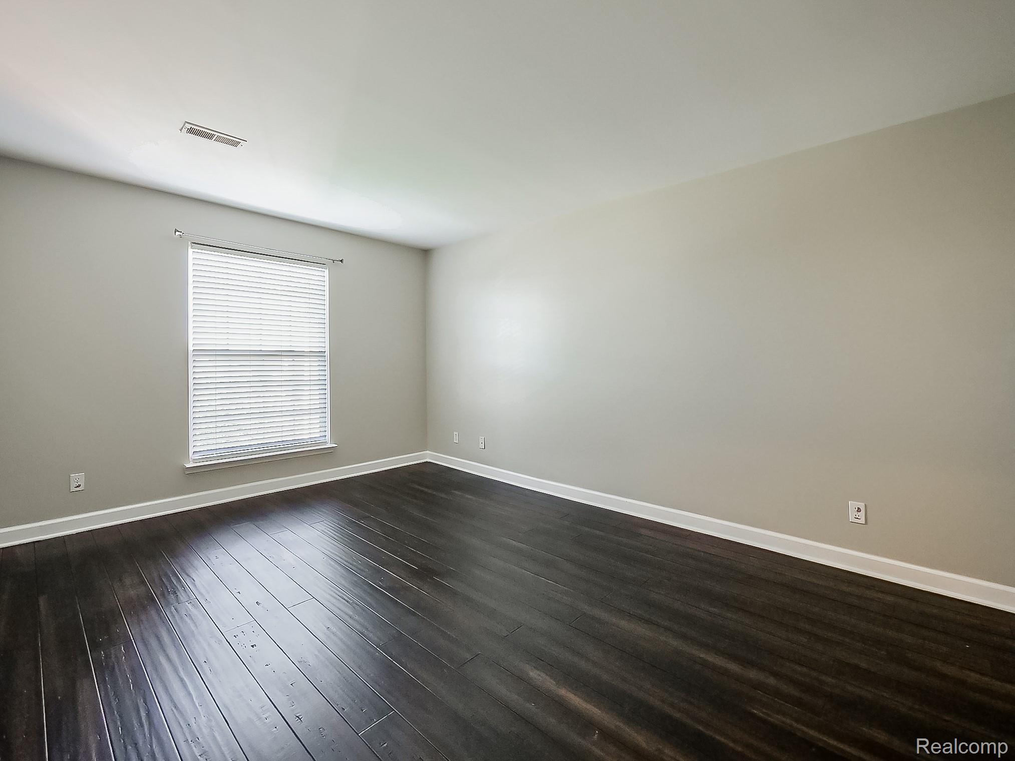 1850 Flagstone Circle