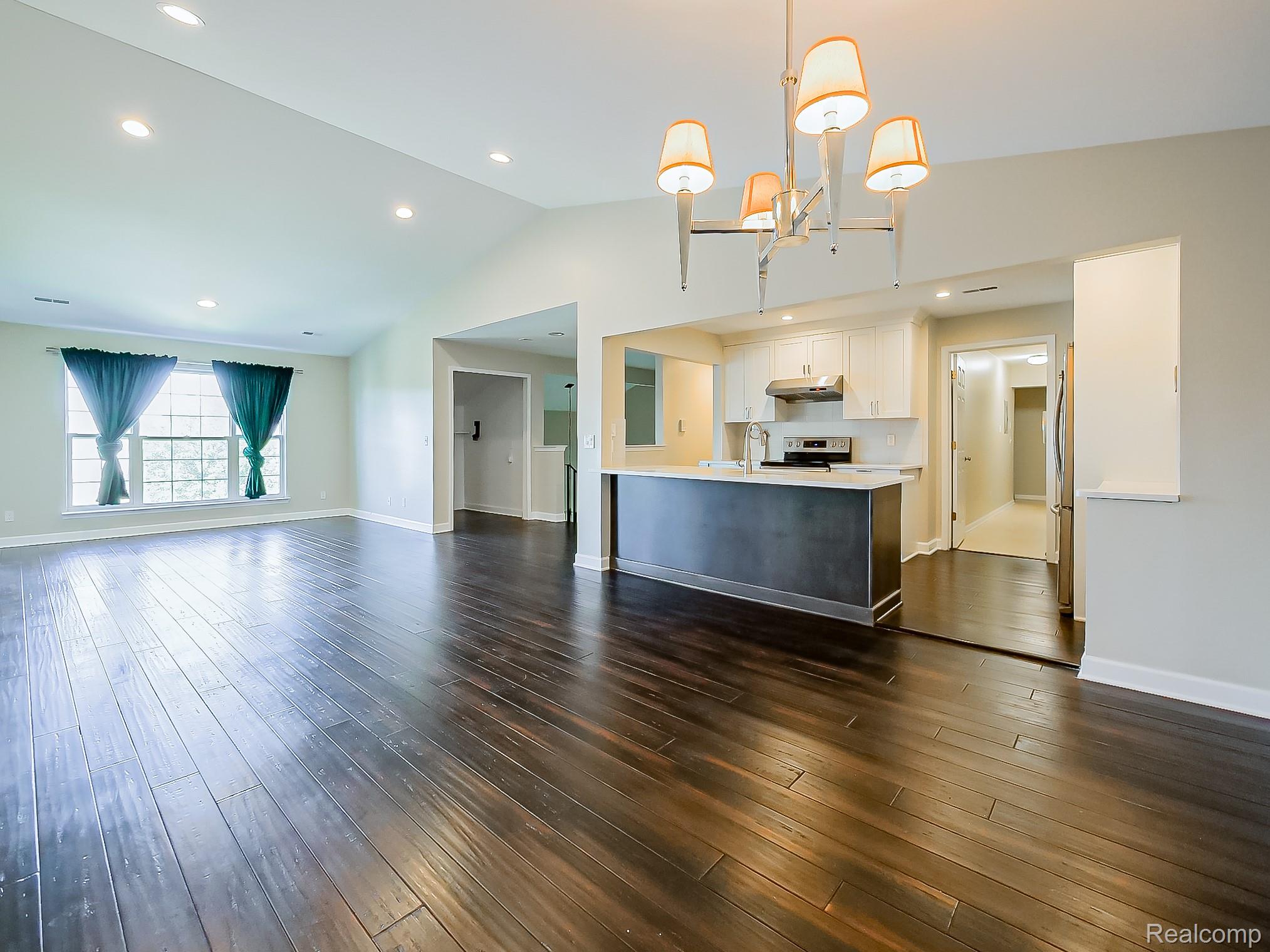 1850 Flagstone Circle