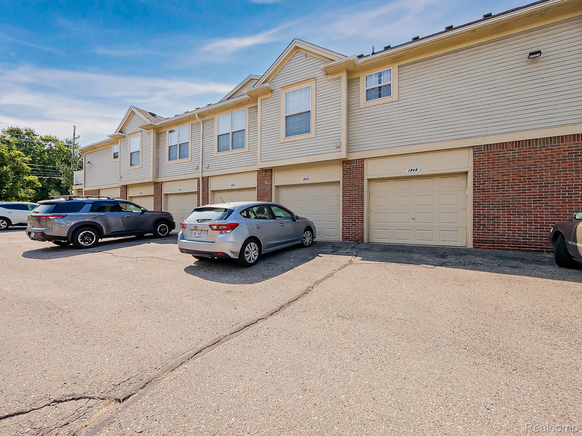 1850 Flagstone Circle