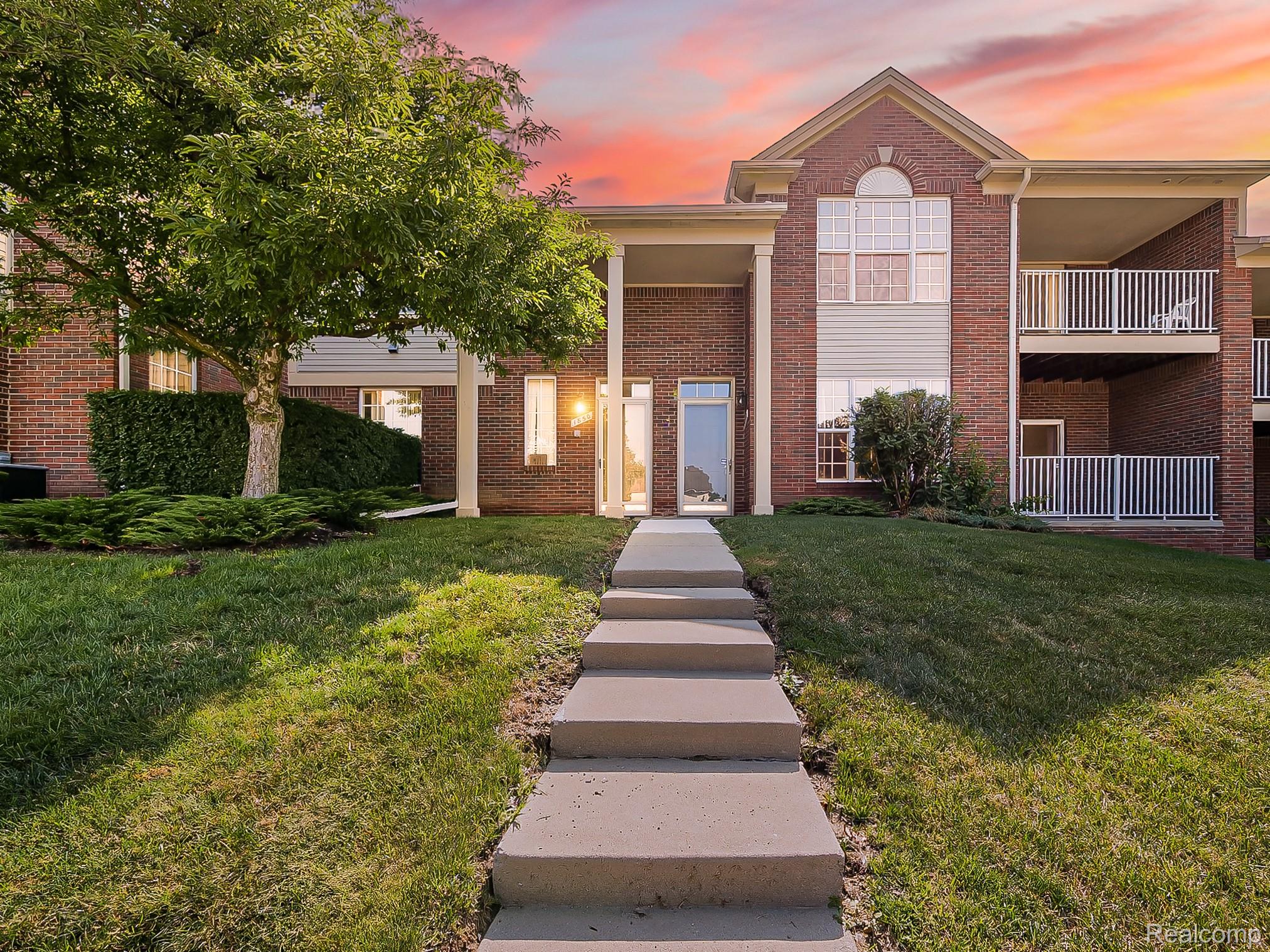 1850 Flagstone Circle