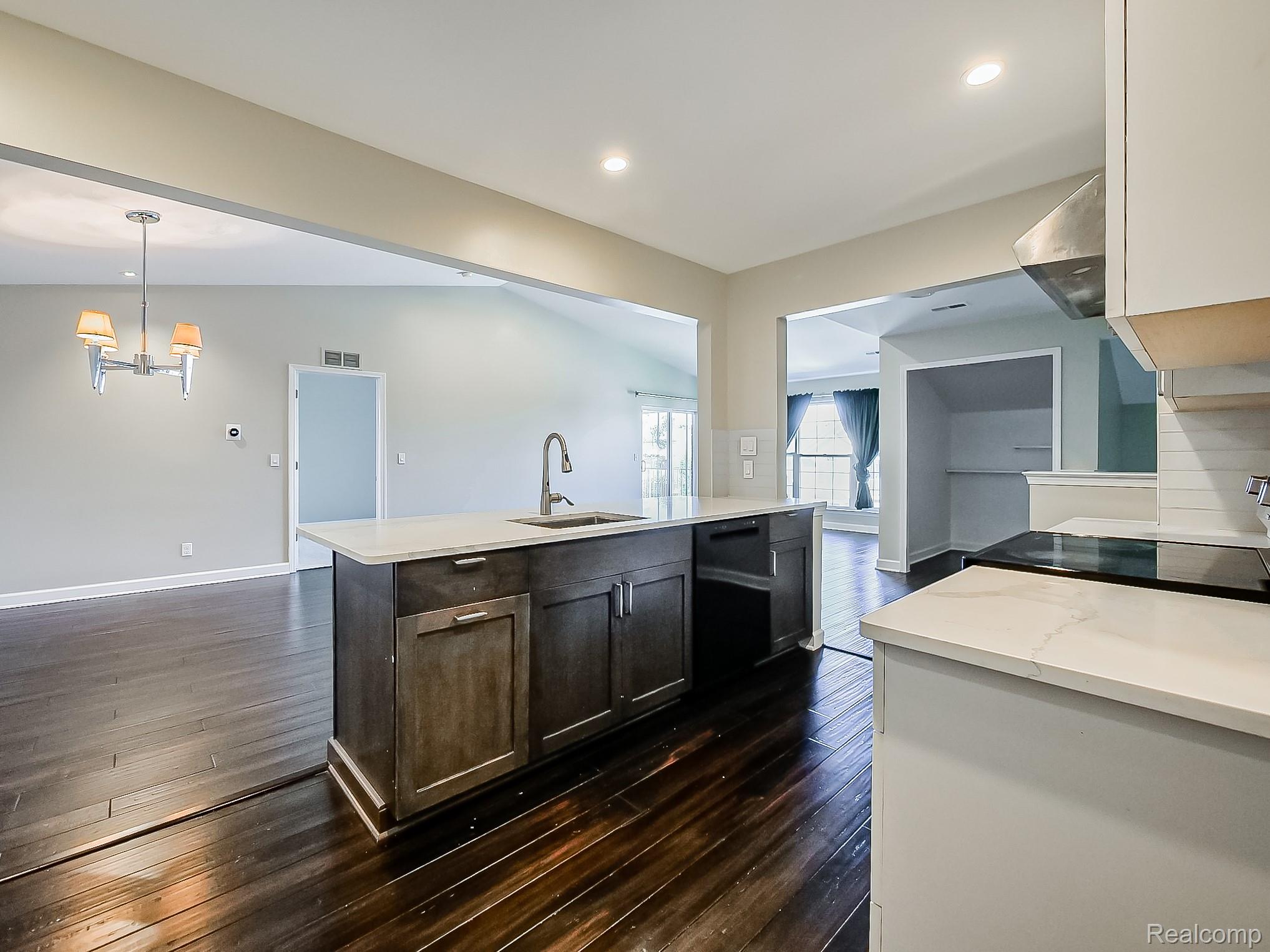 1850 Flagstone Circle