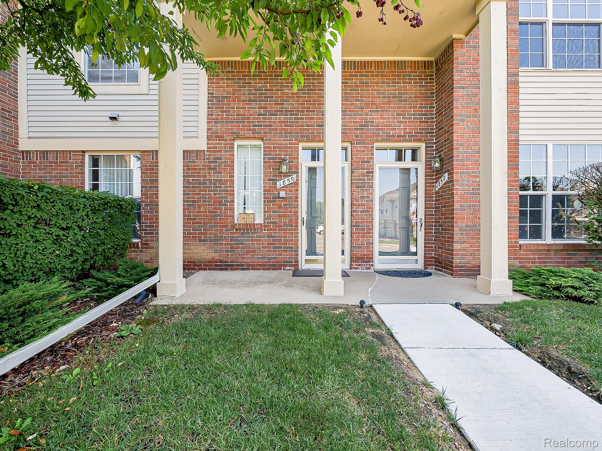 1850 Flagstone Circle
