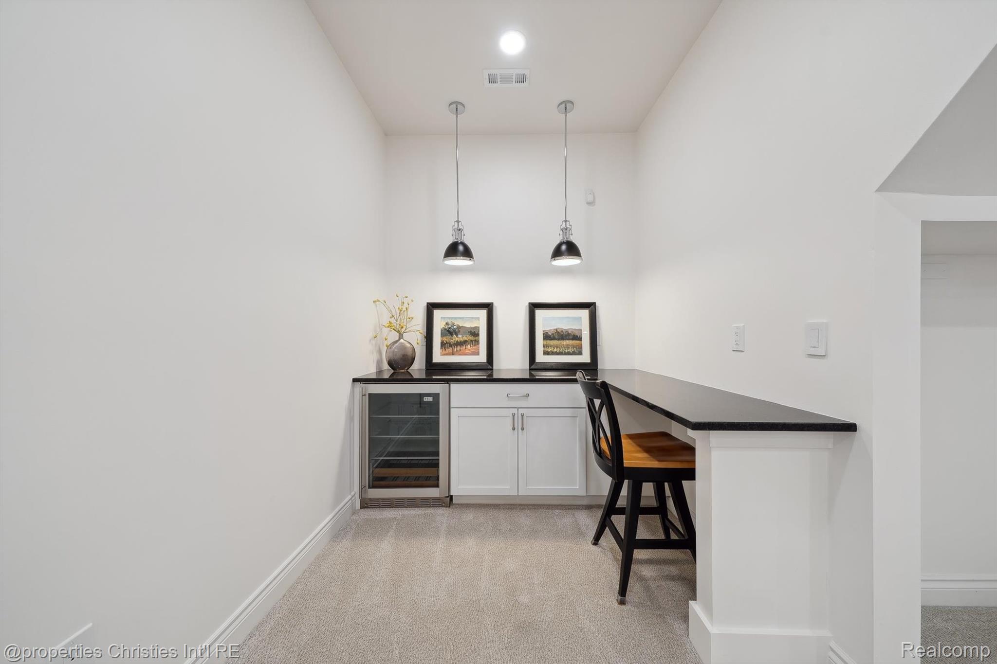 1387 Pierce Street