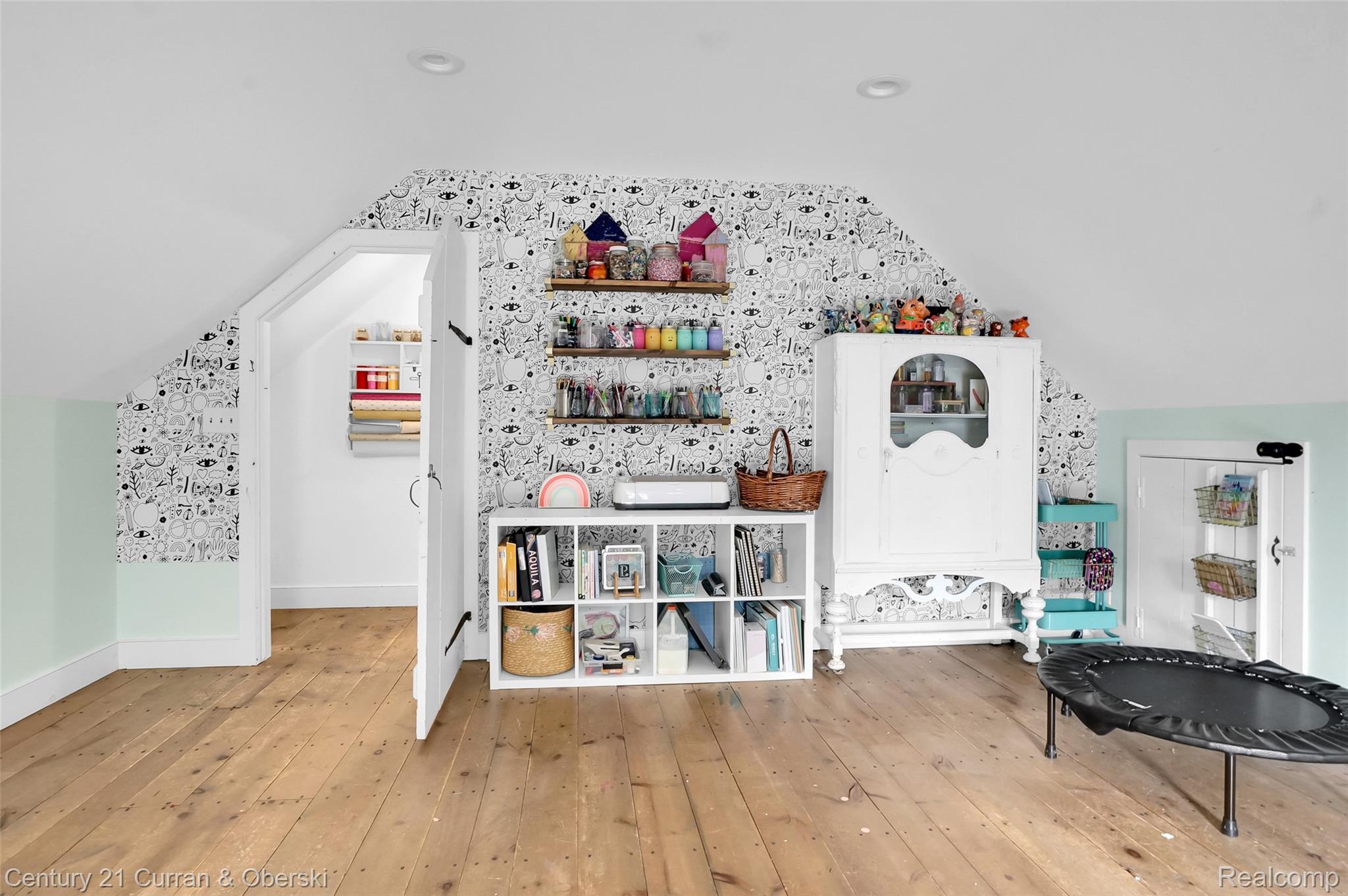 90 E Washington Street