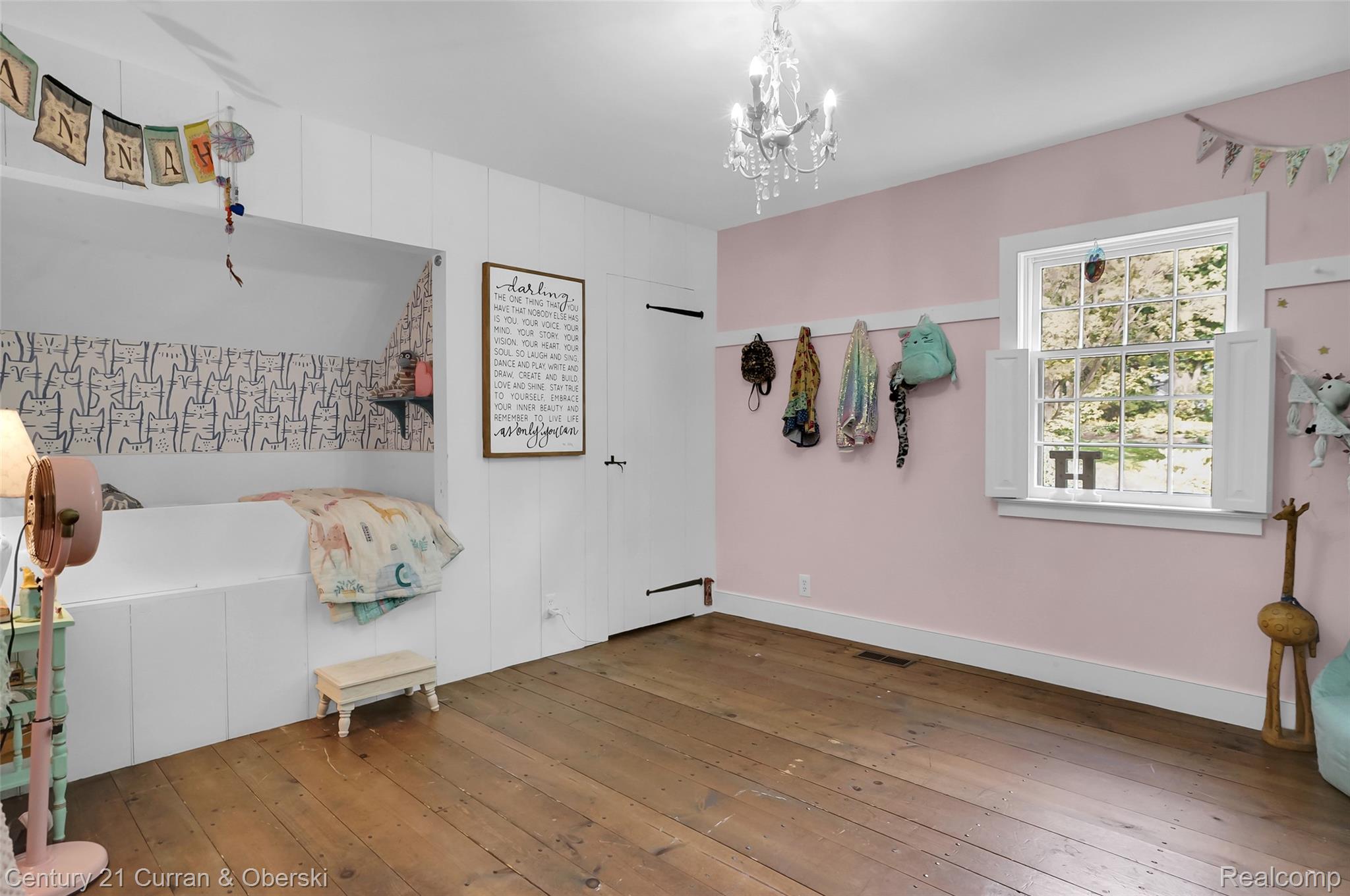 90 E Washington Street