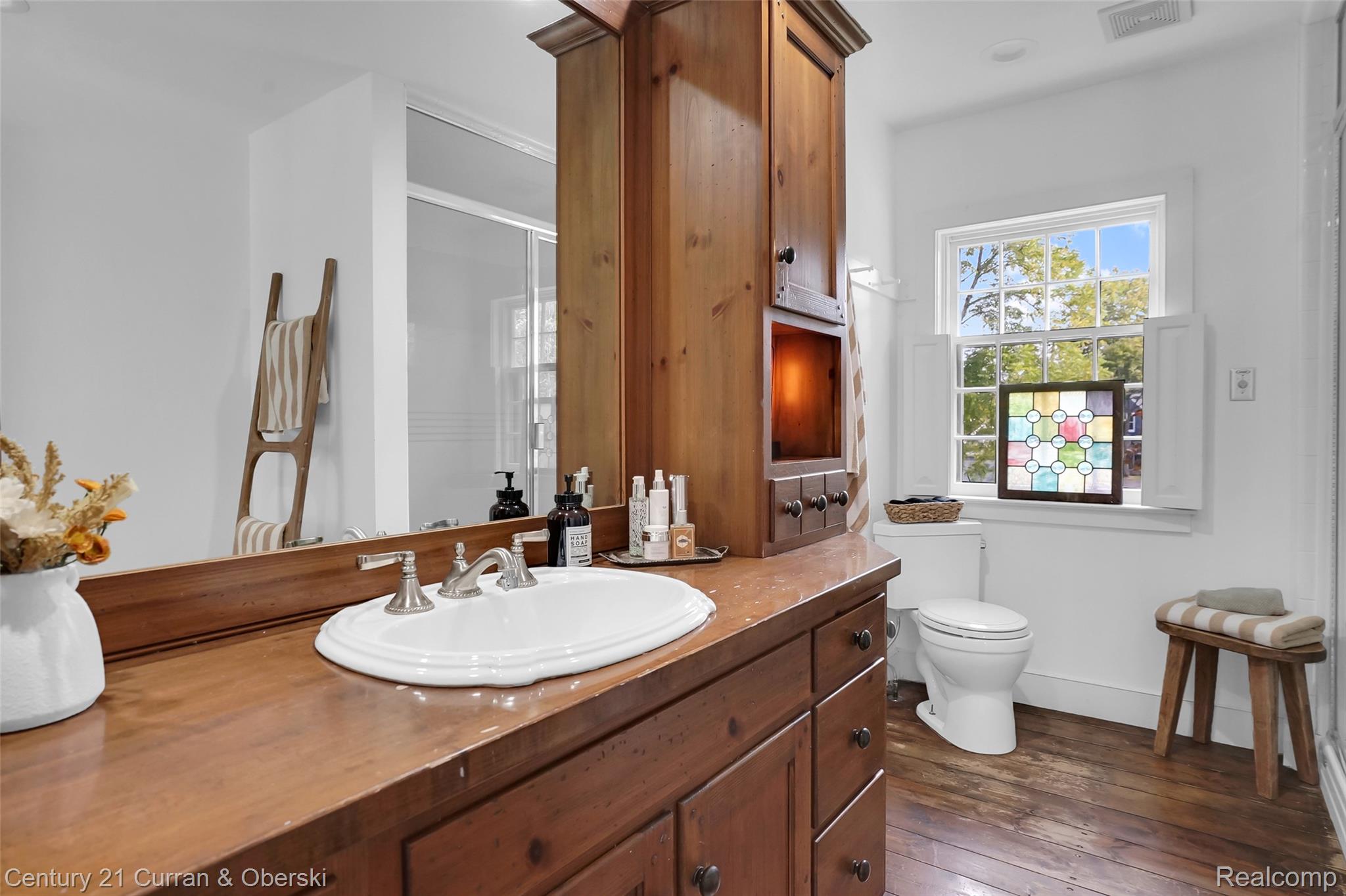 90 E Washington Street