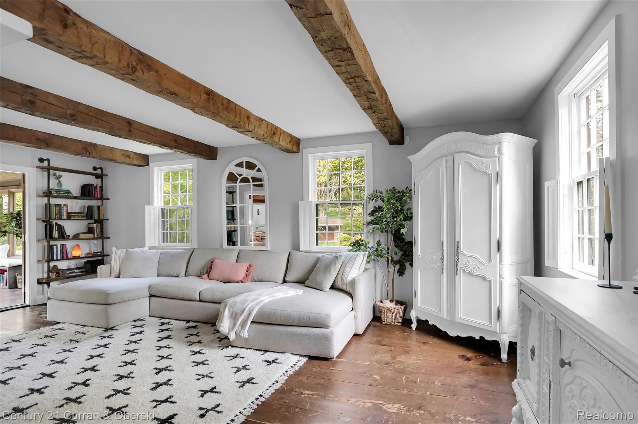 90 E Washington Street