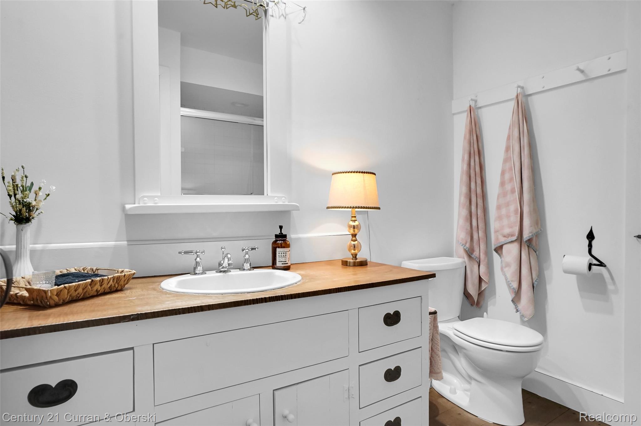 90 E Washington Street