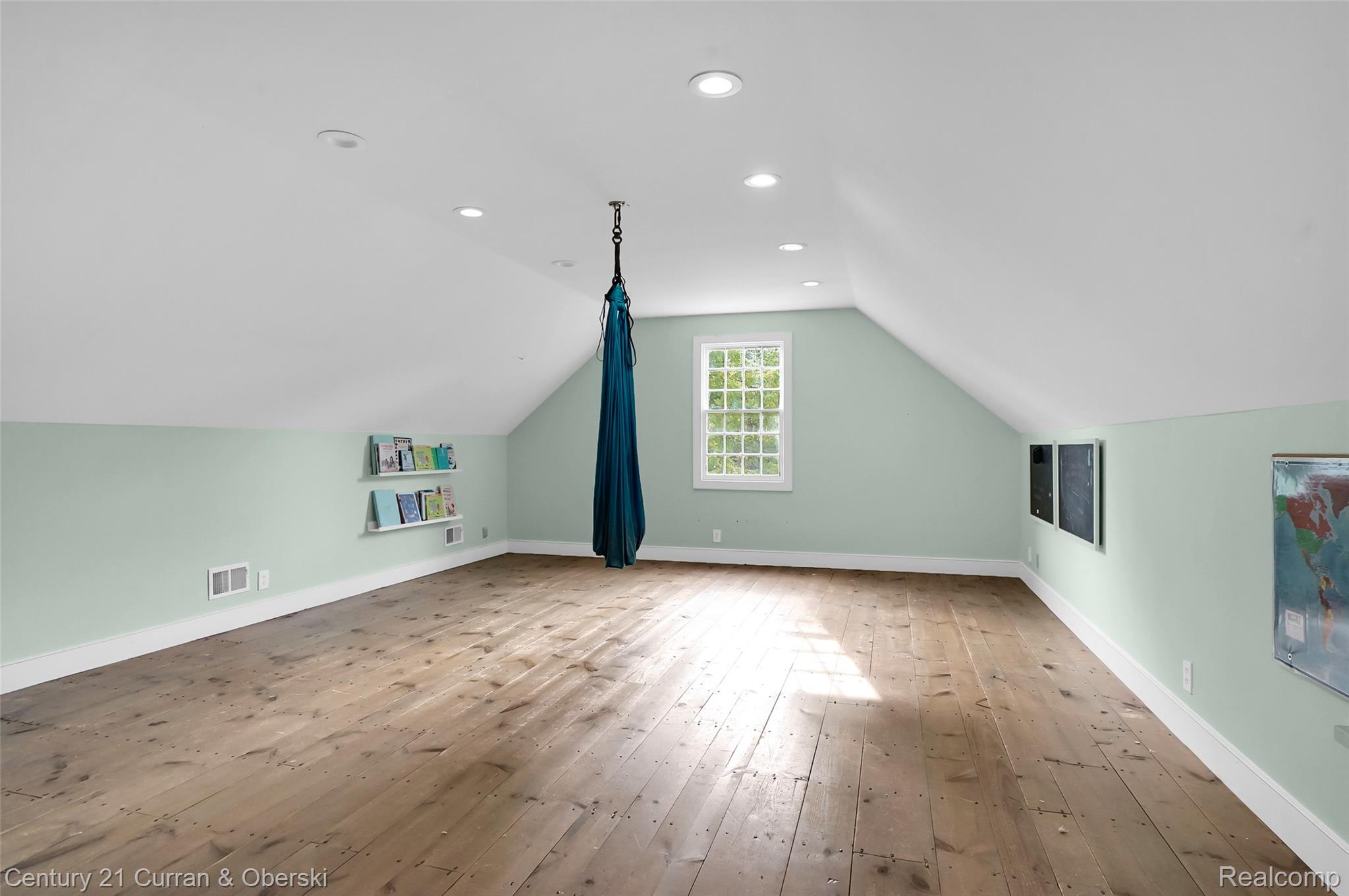 90 E Washington Street