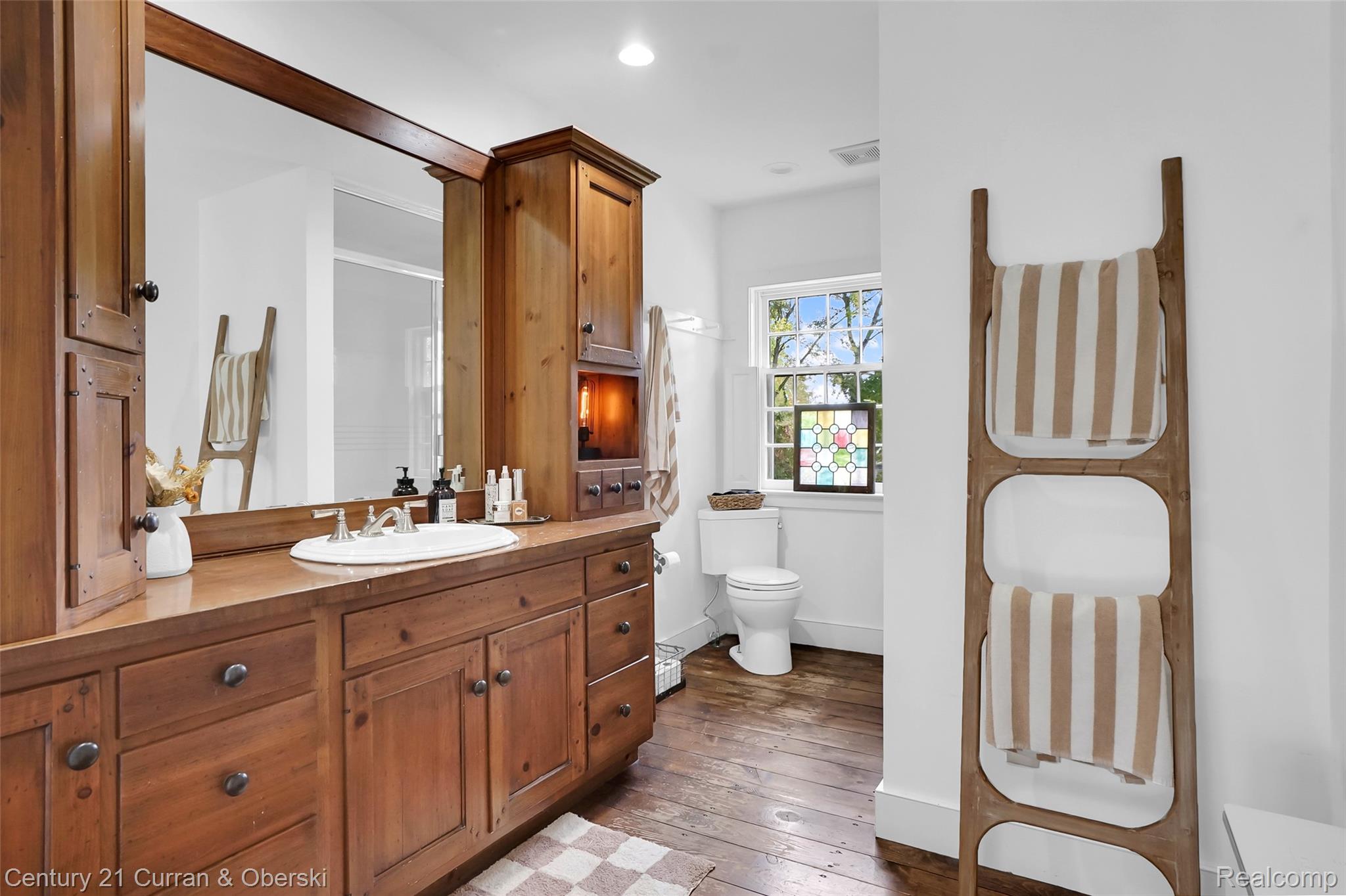 90 E Washington Street