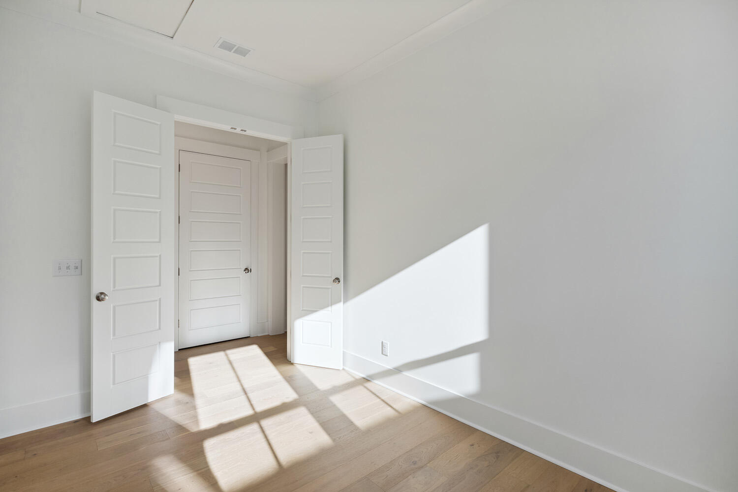 9009 Stern Alley