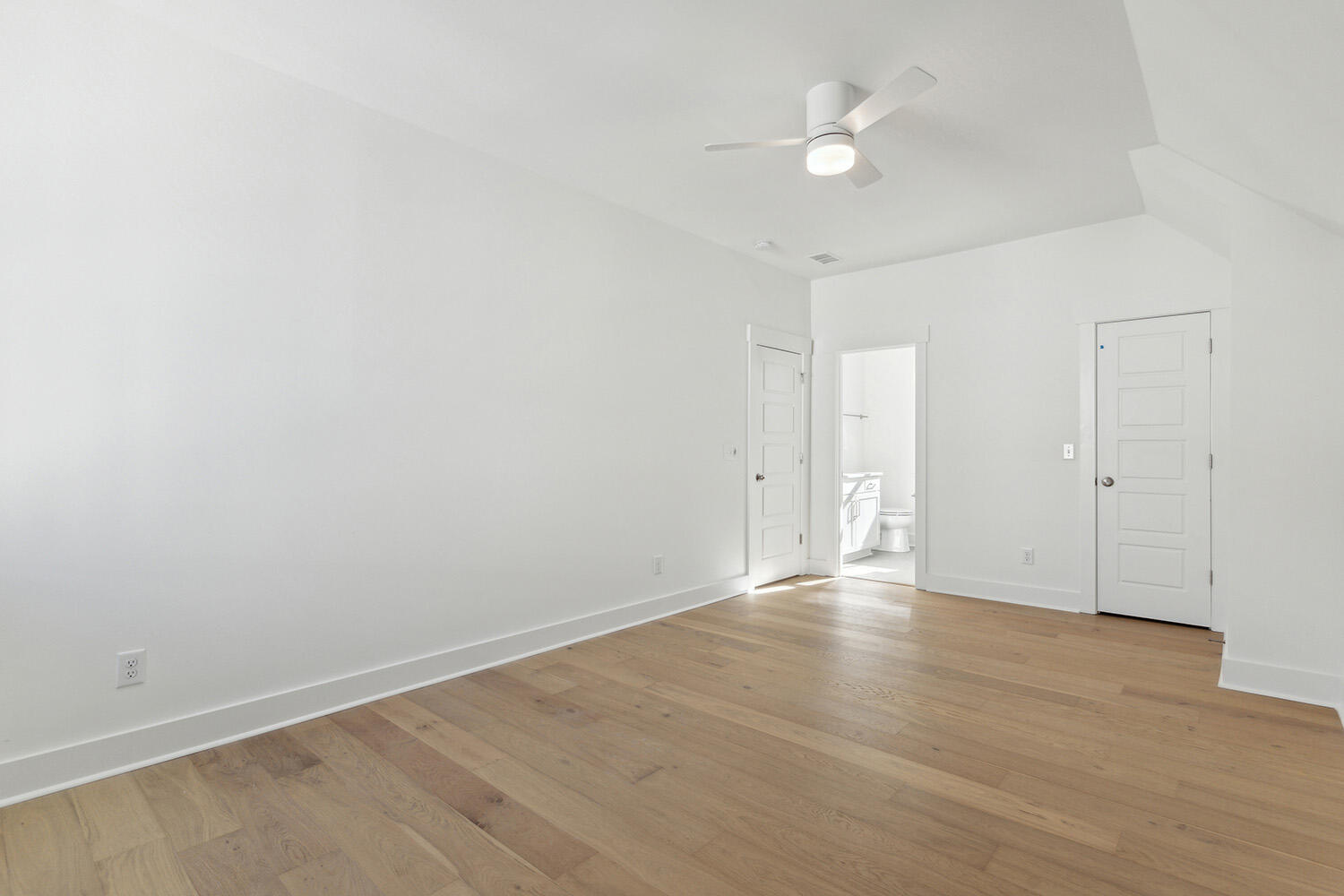 9009 Stern Alley