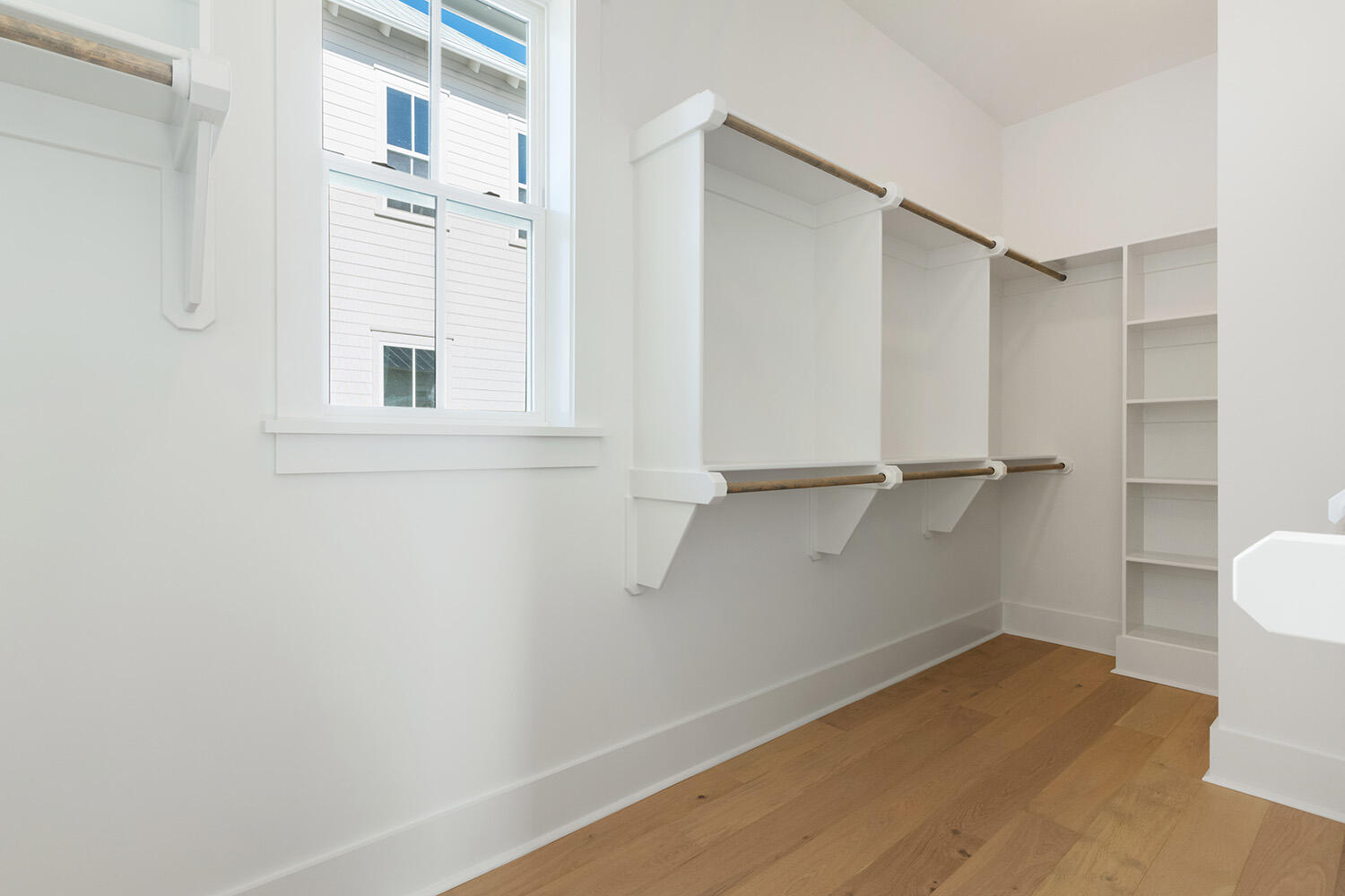 9009 Stern Alley