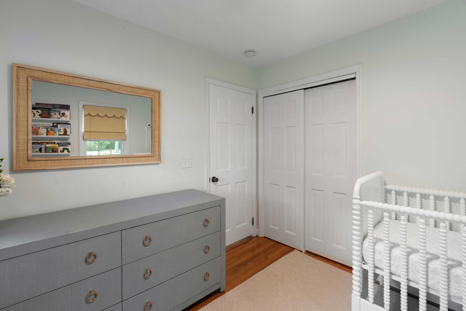 822 Piccadilly Circle