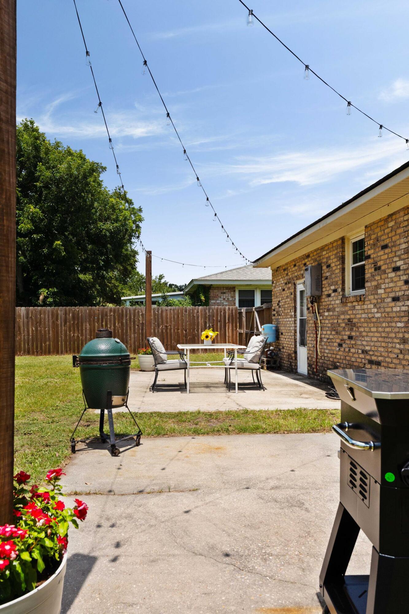 822 Piccadilly Circle