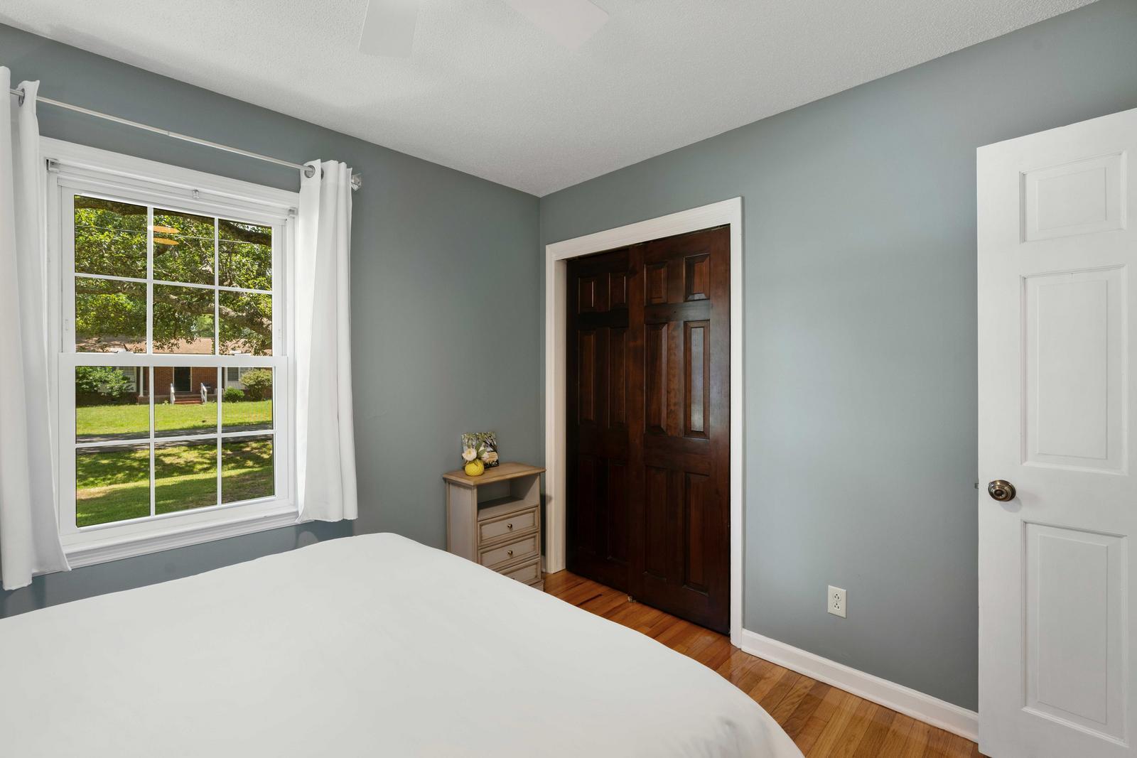 822 Piccadilly Circle