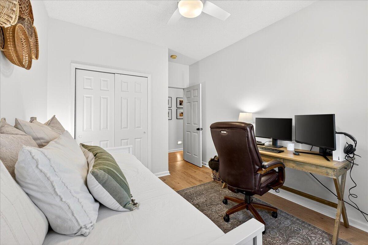 475 Hainsworth Drive, Charleston