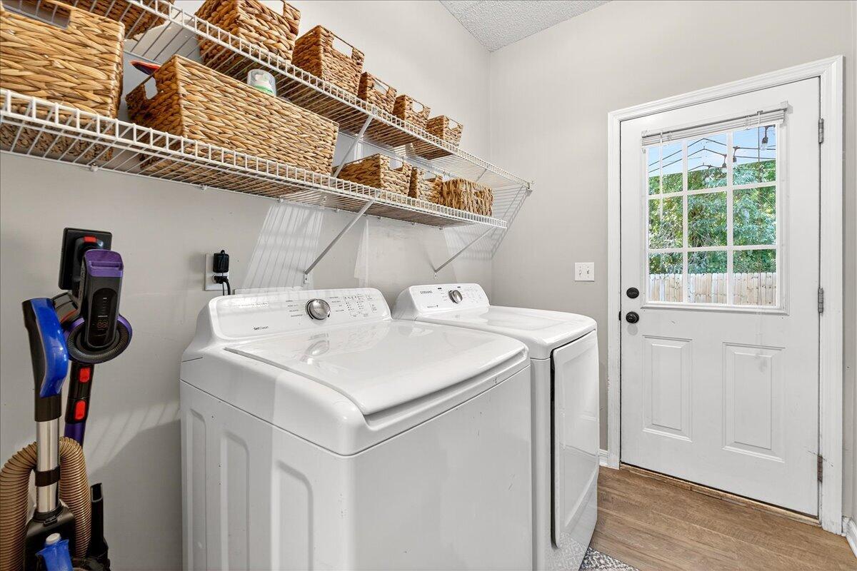 475 Hainsworth Drive, Charleston