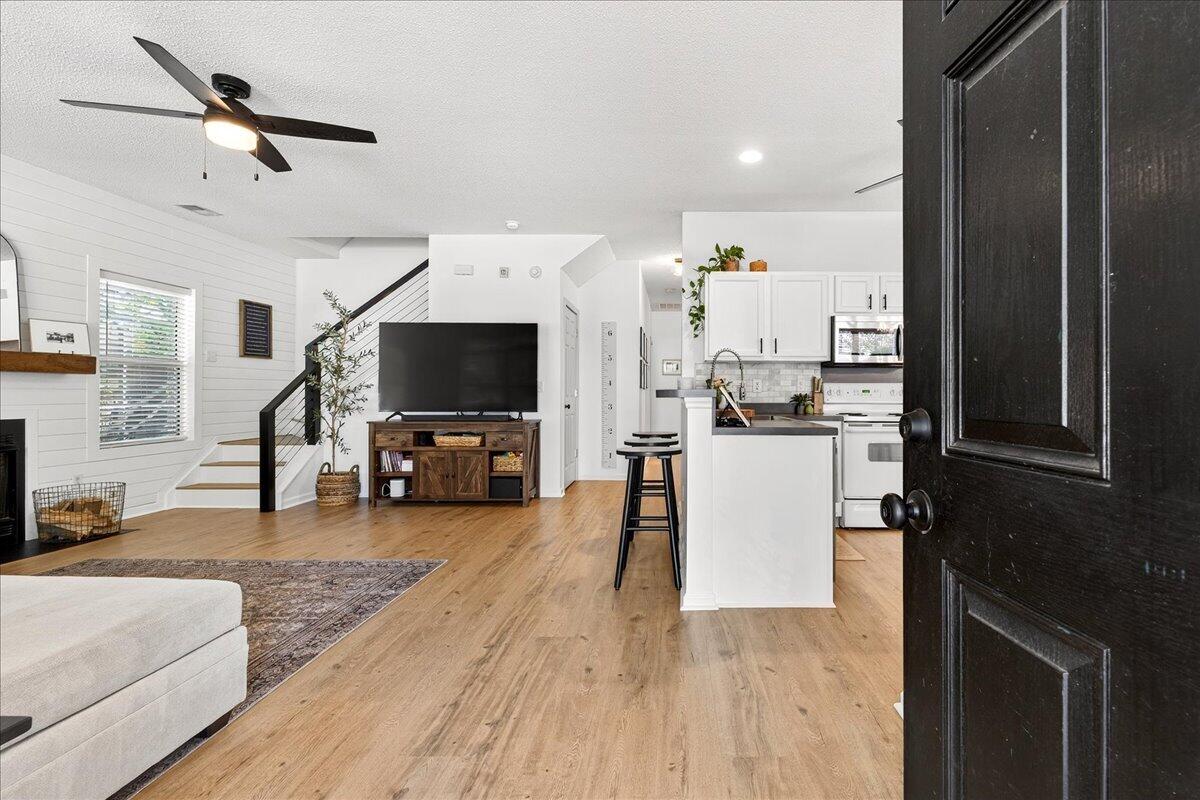 475 Hainsworth Drive, Charleston