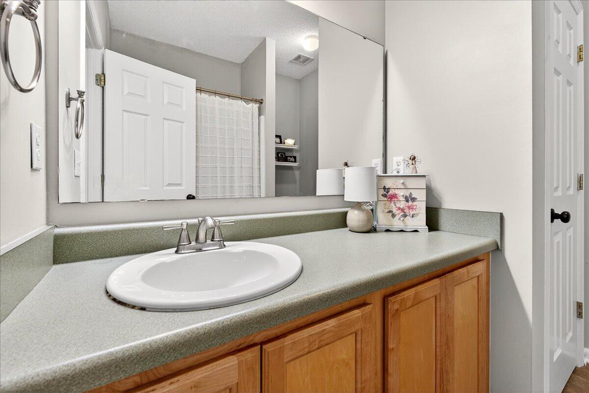 475 Hainsworth Drive, Charleston