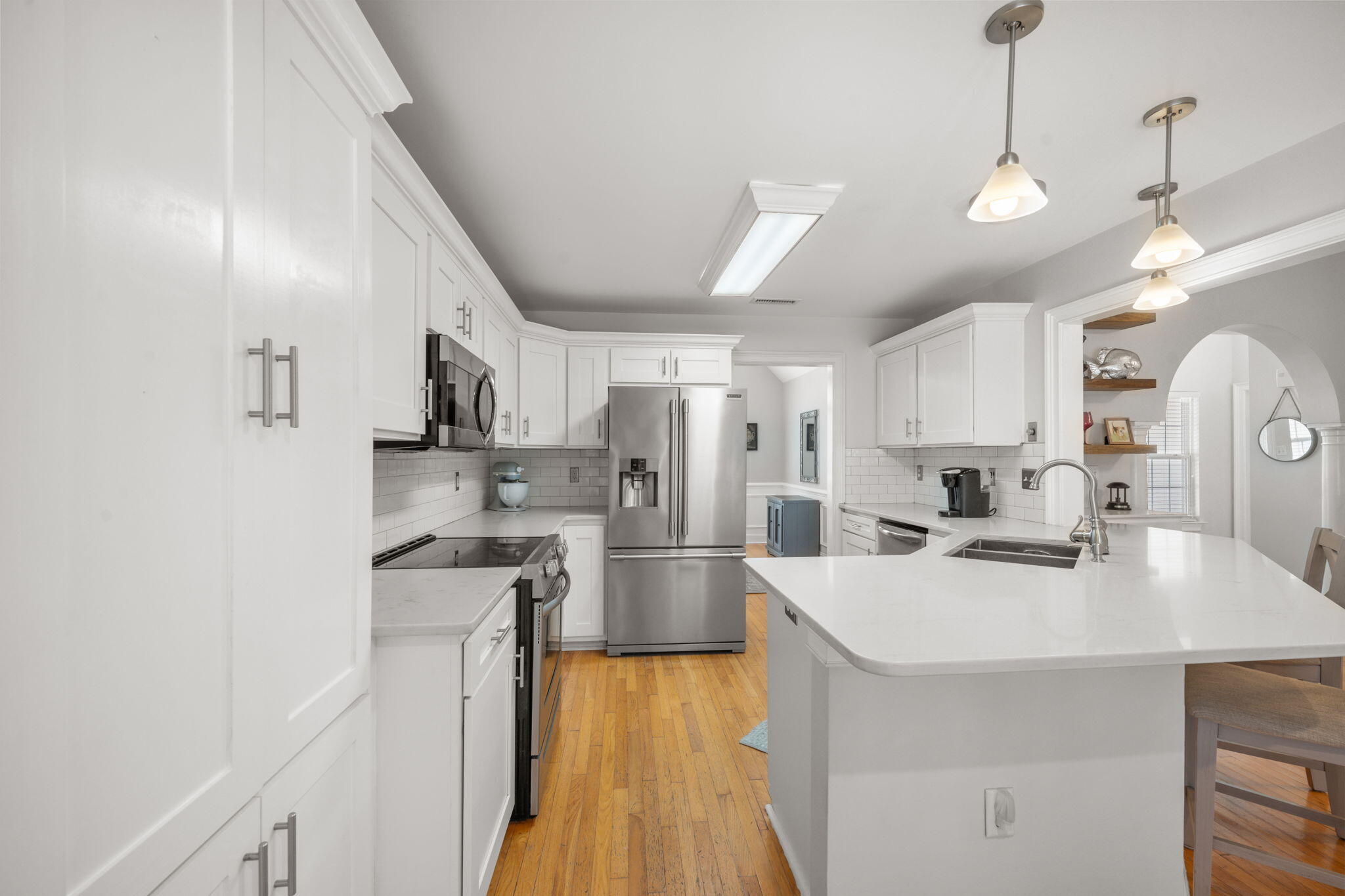 1011 Five Oaks Drive