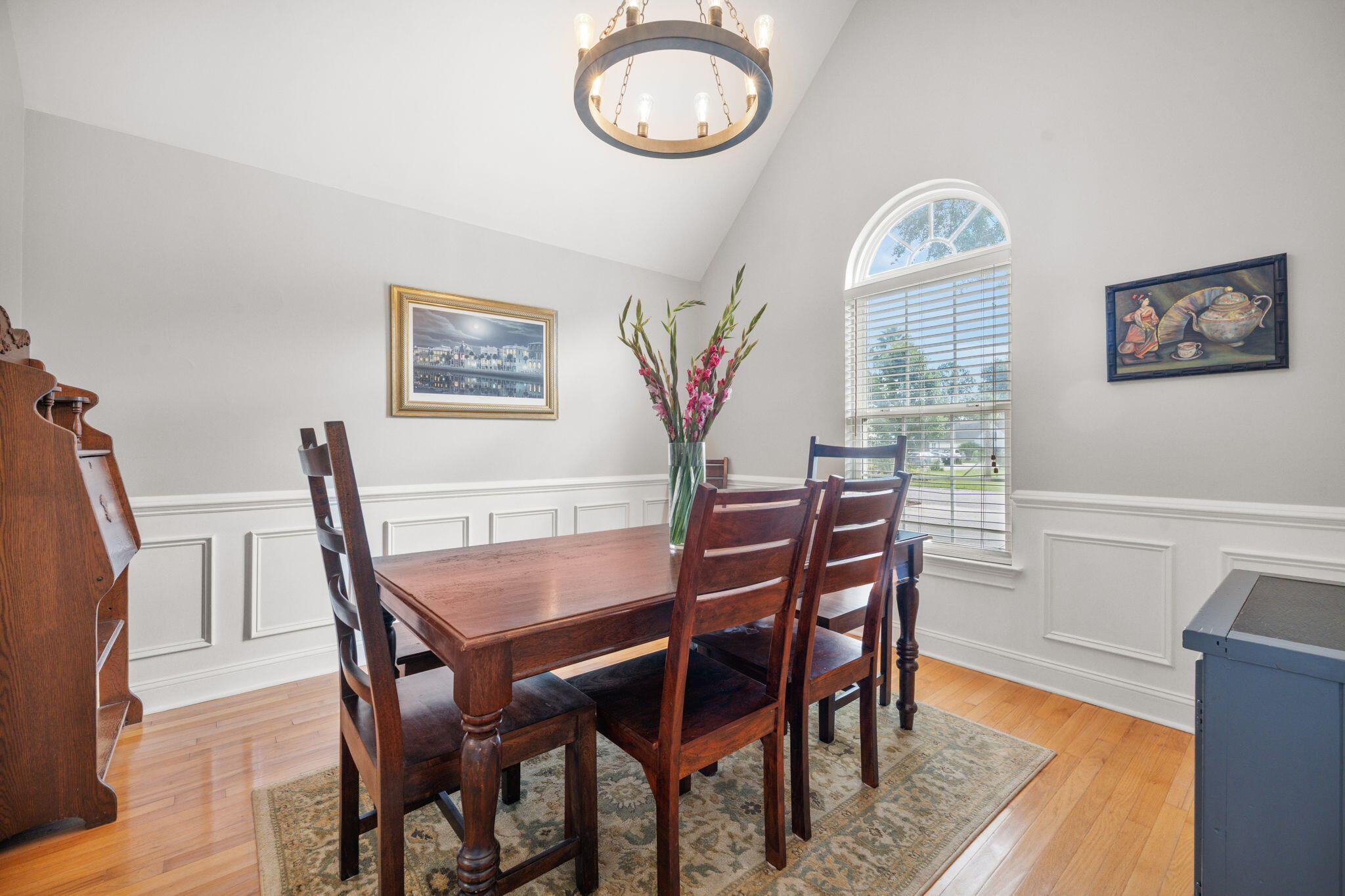 1011 Five Oaks Drive