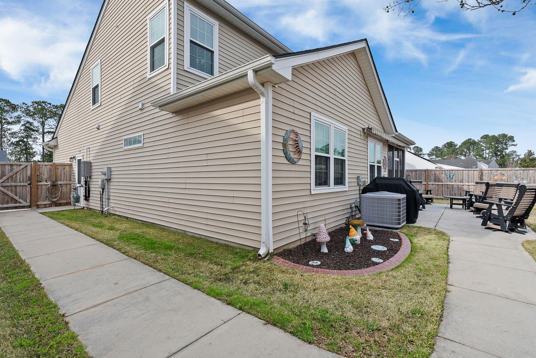 9761 Stockport Circle