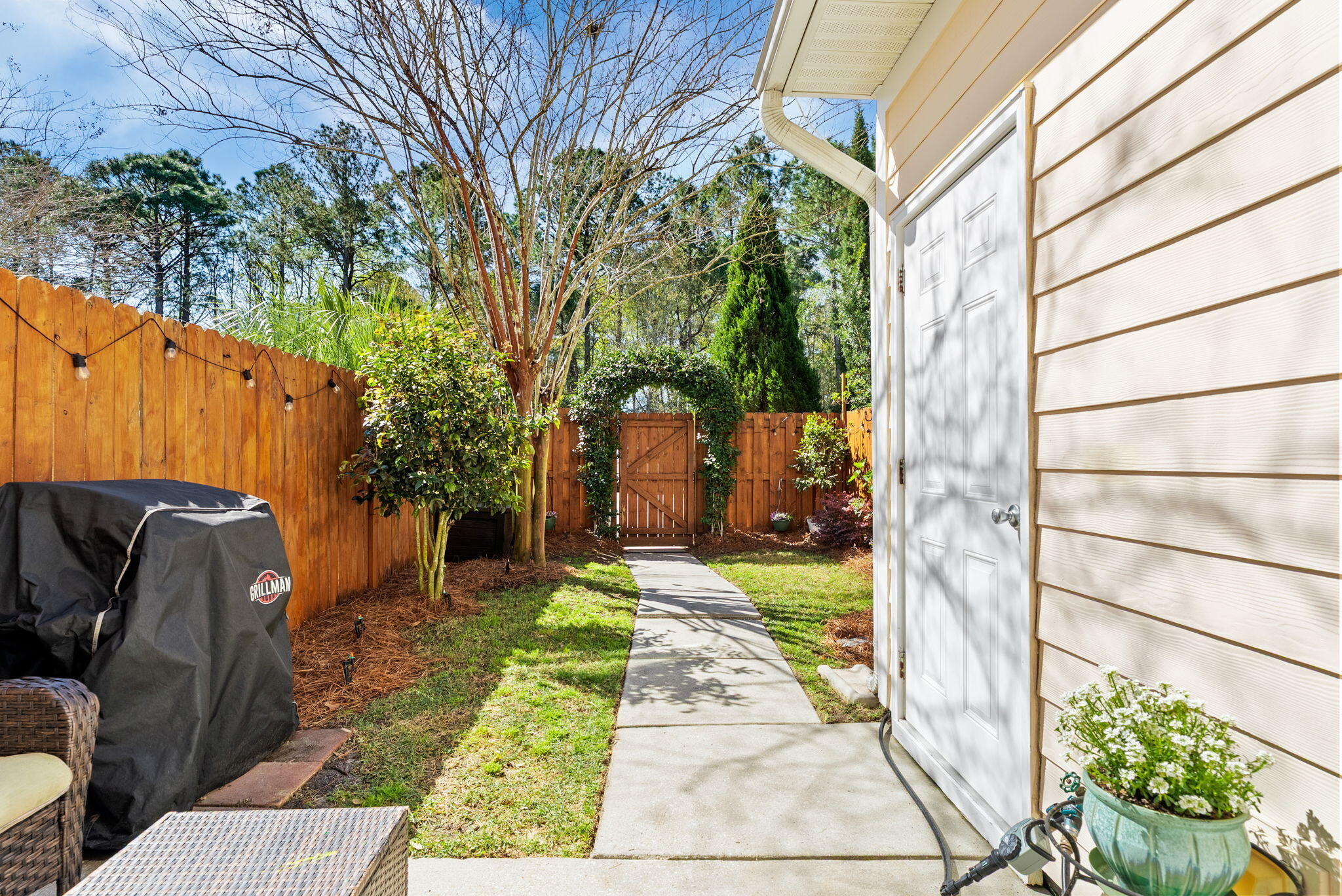 1841 Brittlebush Lane