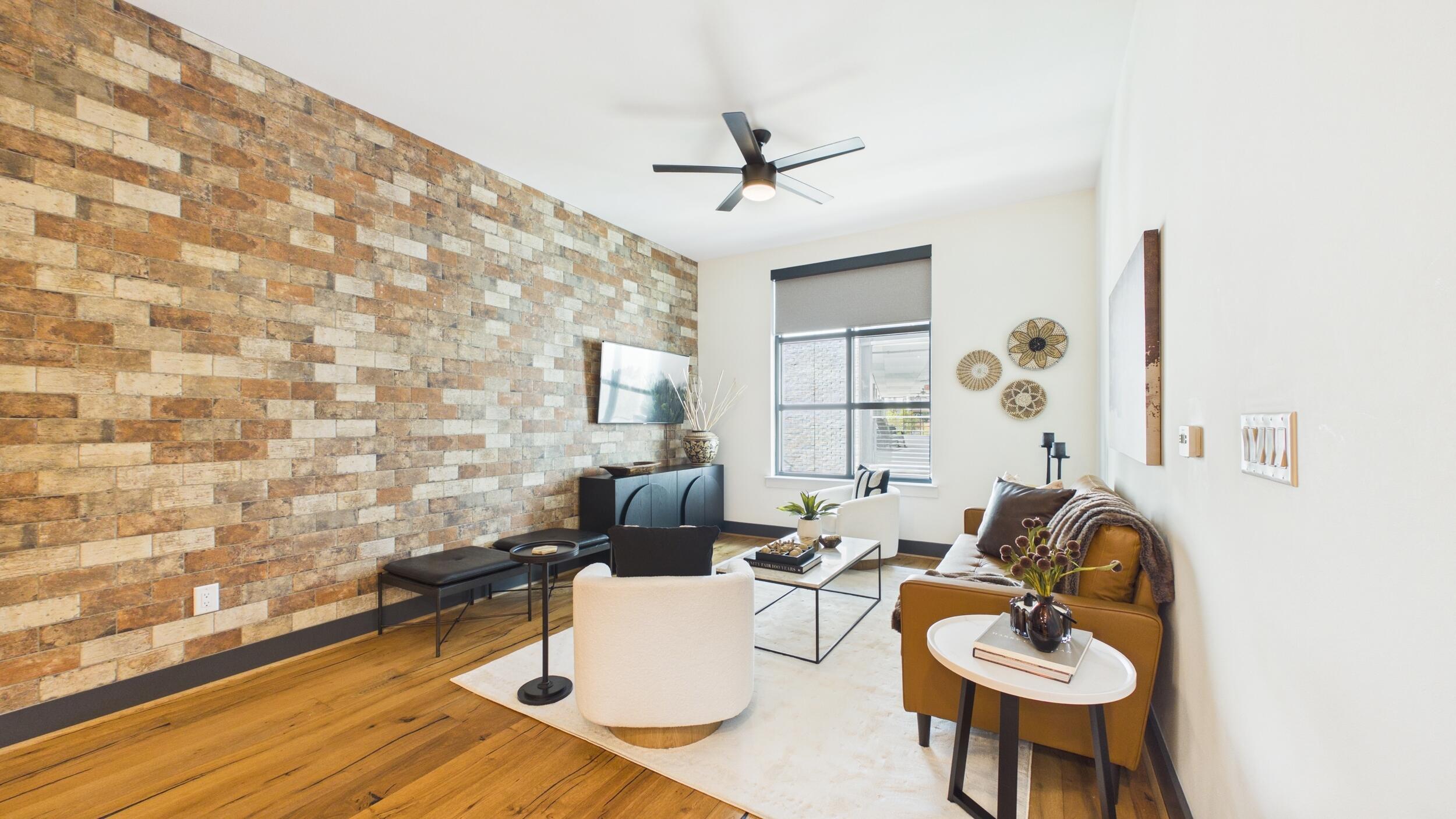 5 Gadsdenboro Street Apt 212