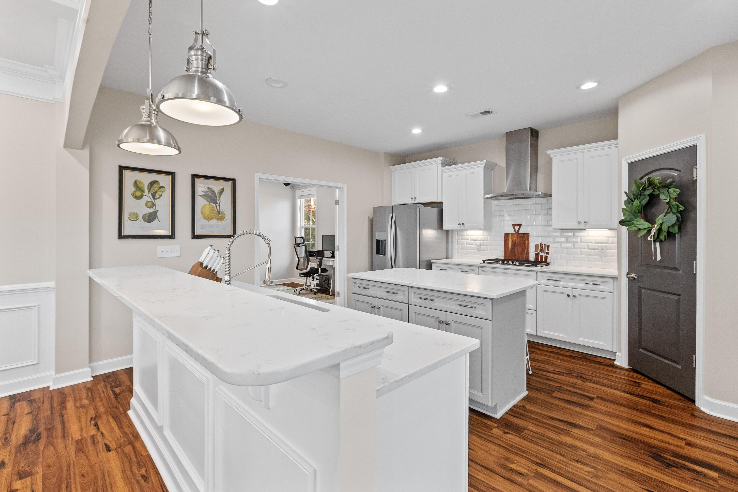 114 Rouen Lane