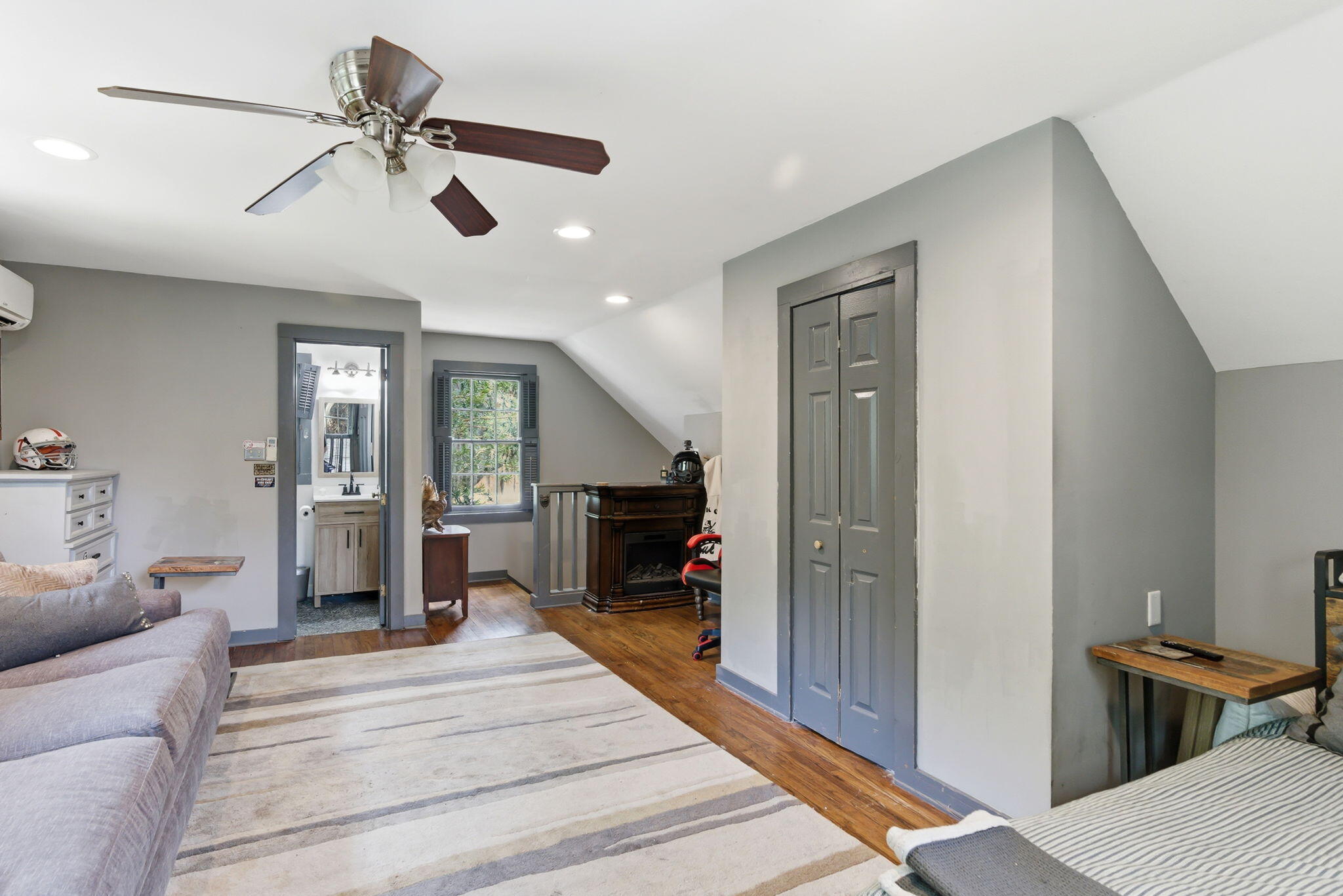 972 Equestrian Drive